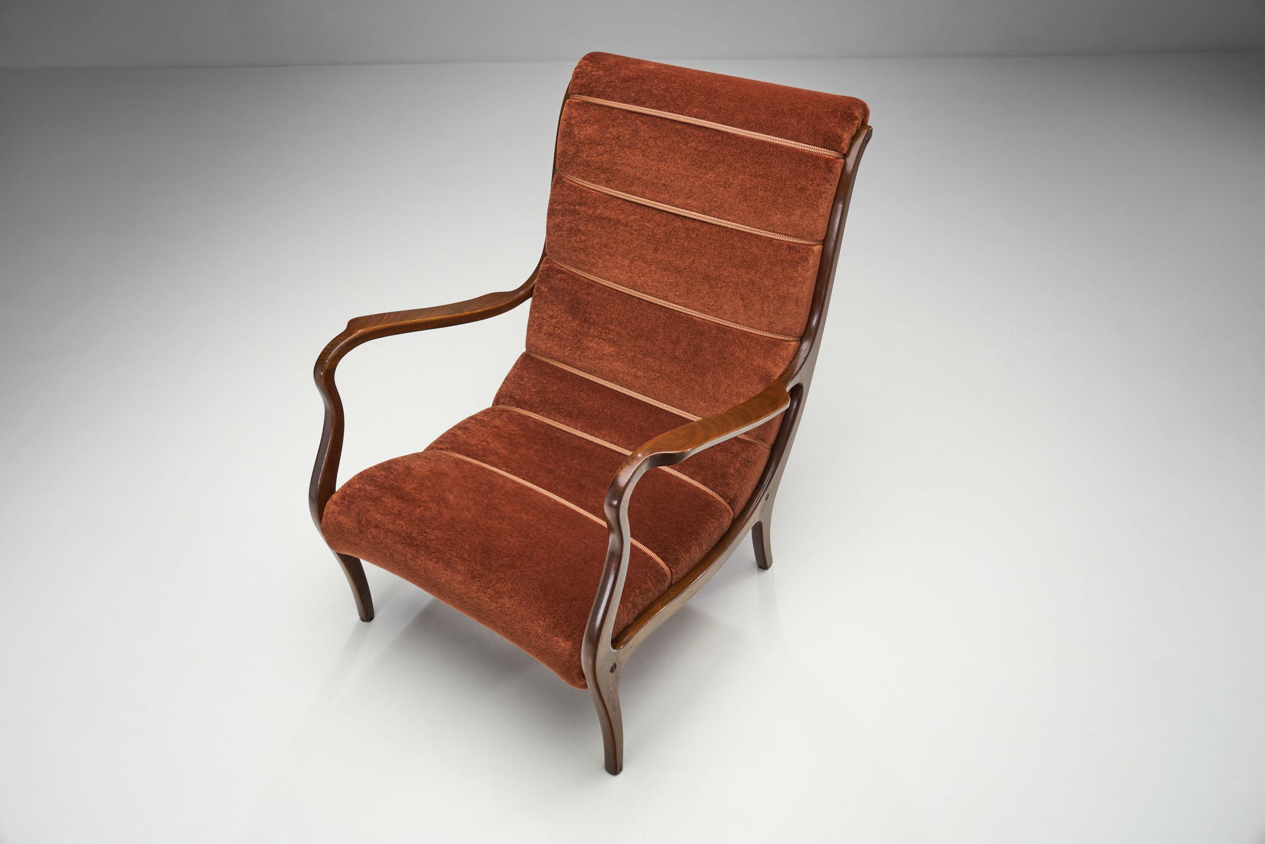 Mid-20th Century Ezio Longhi Ribbed-Back Lounge Chairs for ELAM, Italy 1960s 
