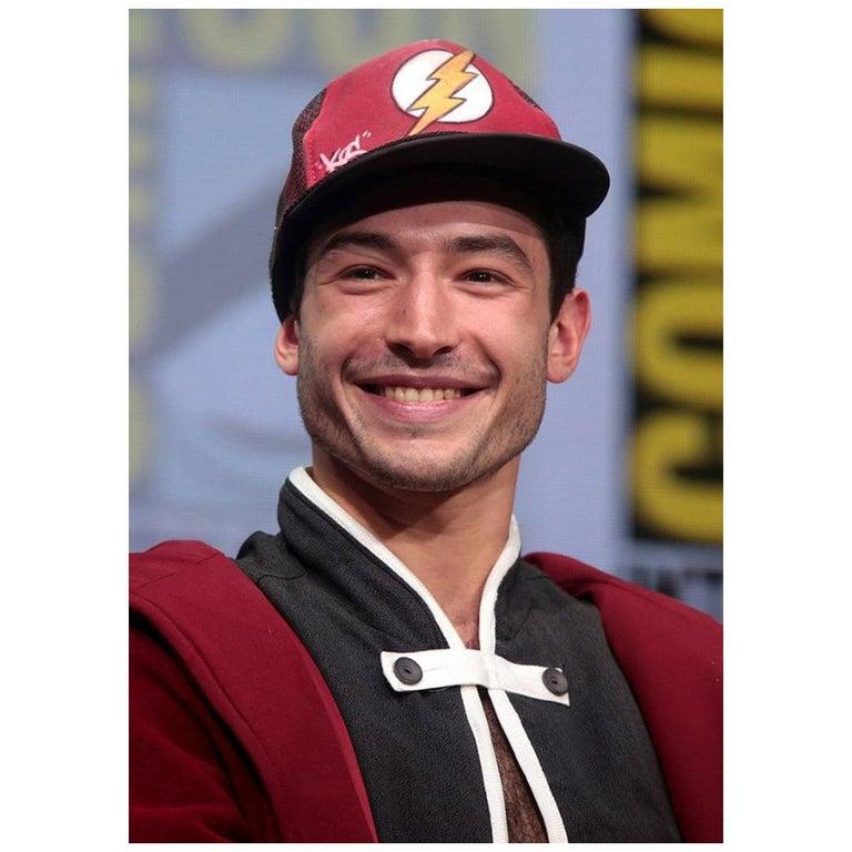 Ezra Miller Authentic Strand of Hair In Good Condition For Sale In Jersey, GB