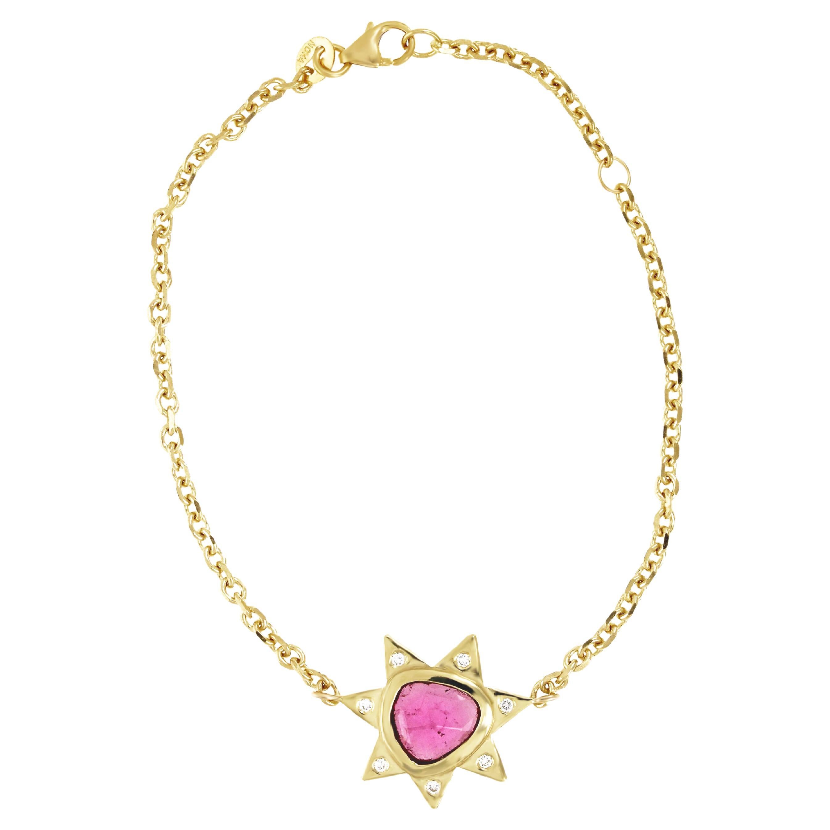 Ezra Bracelet pendentif en or jaune 18 carats avec tourmaline rose en vente