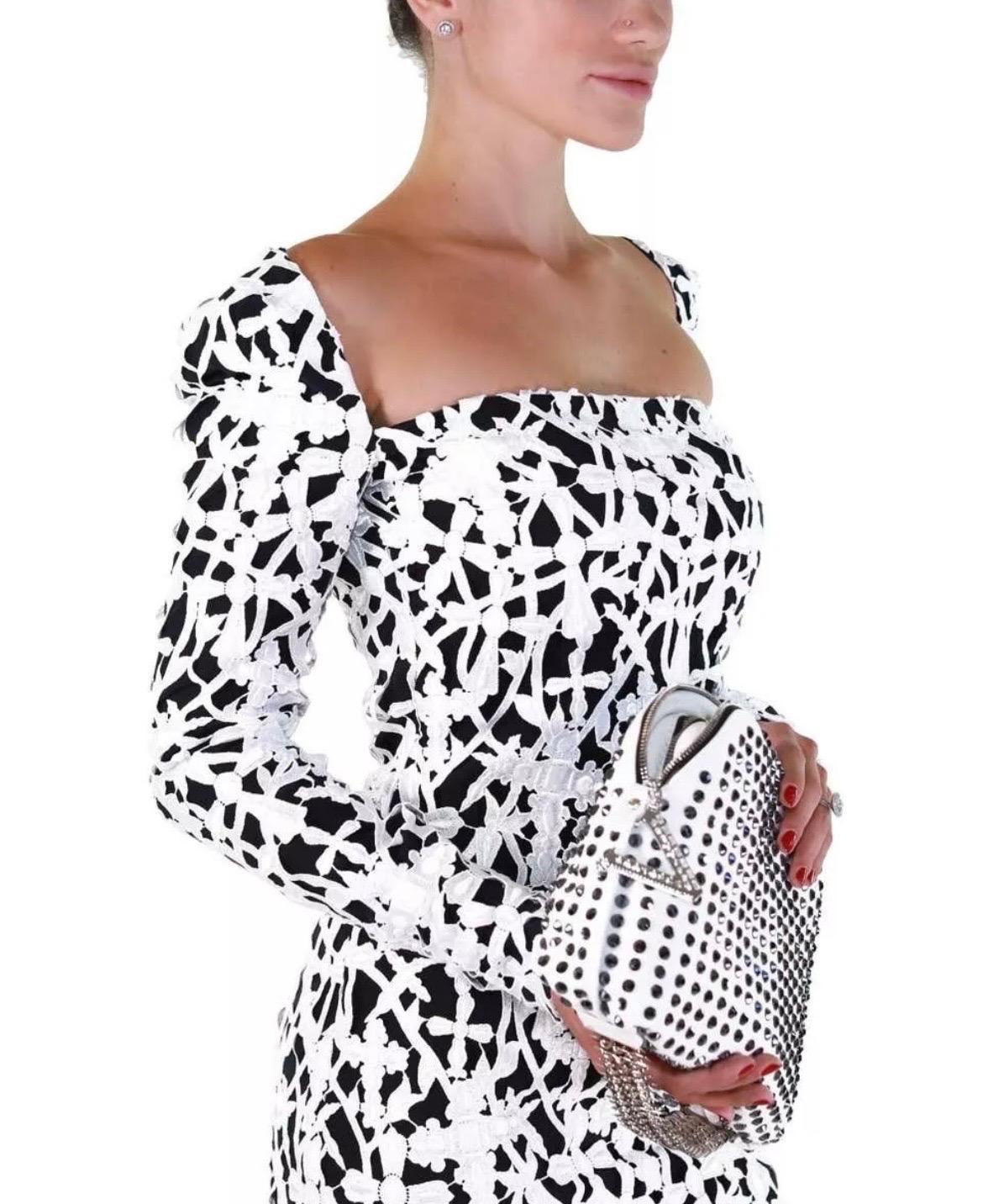 F/2012 Look # 8 Versace Macrame Gothic Cross Robe de cocktail 38 - 2 en vente 4