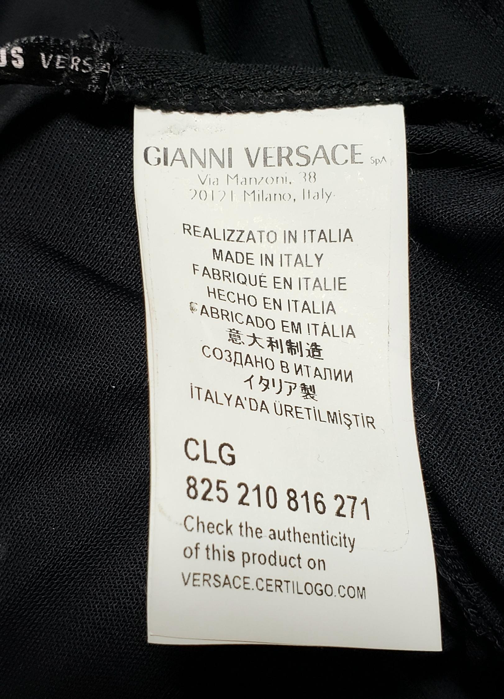 F/2015 L#16 VERSUS VERSACE+ANTHONY V.VESTIDO ASIMÉTRICO NEGRO CON PROFUNDO CUELLO EN V 38 - 2 en venta 8