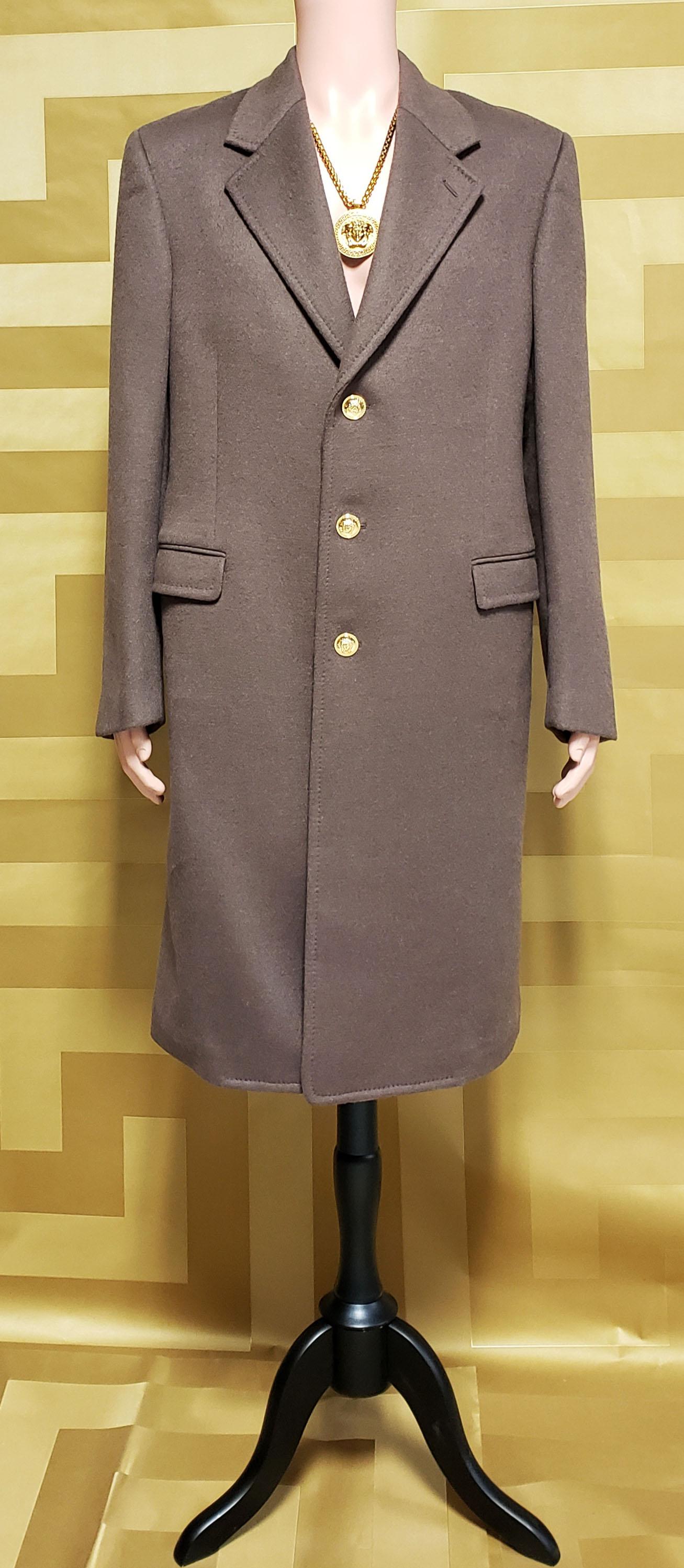 Gray F/2015 L#2 VERSACE BROWN 100% CASHMERE COAT w/ GOLD TONE BUTTONS 50 - 40 For Sale