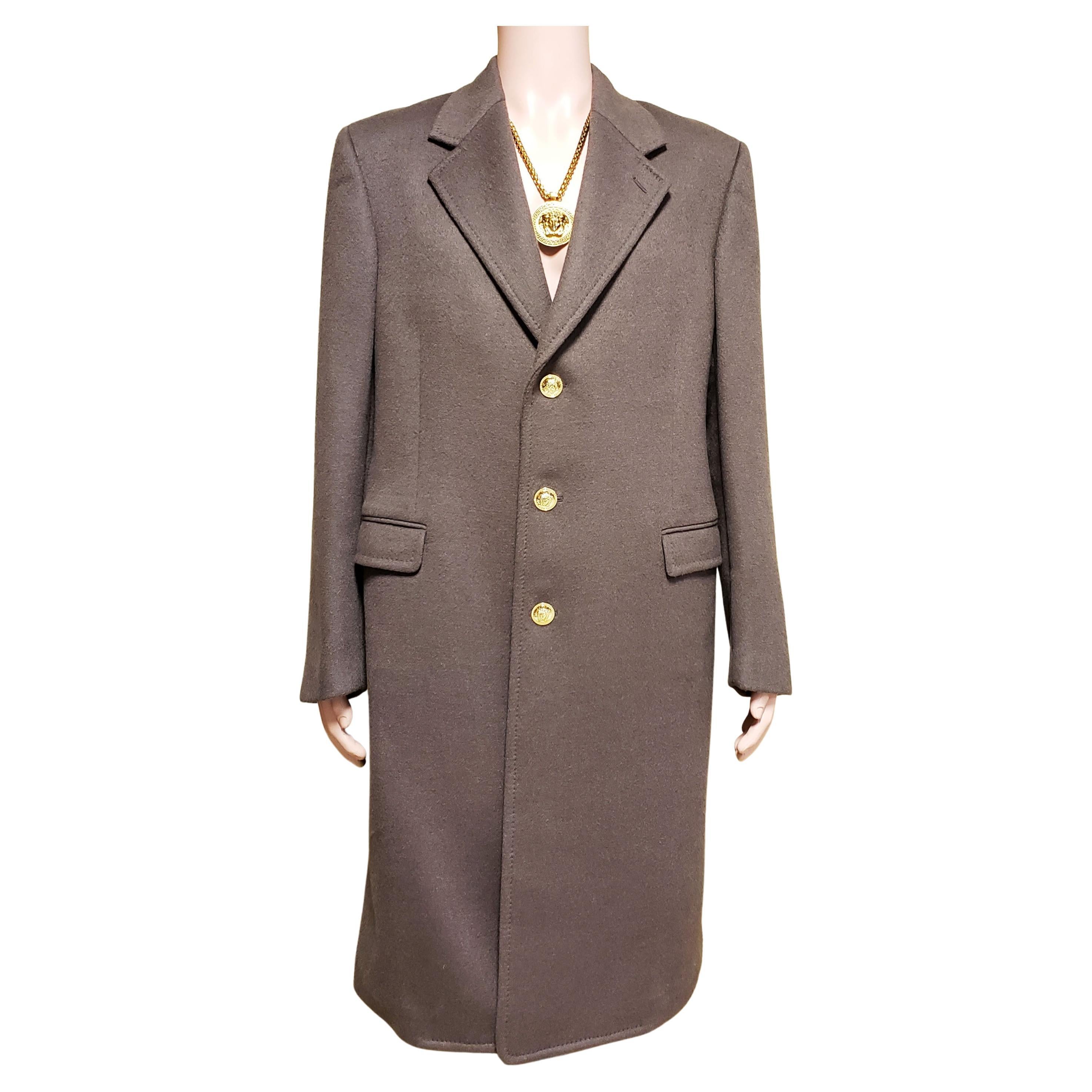 F/2015 L#2 VERSACE BROWN 100% CASHMERE COAT w/ GOLD TONE BUTTONS 50 - 40 For Sale