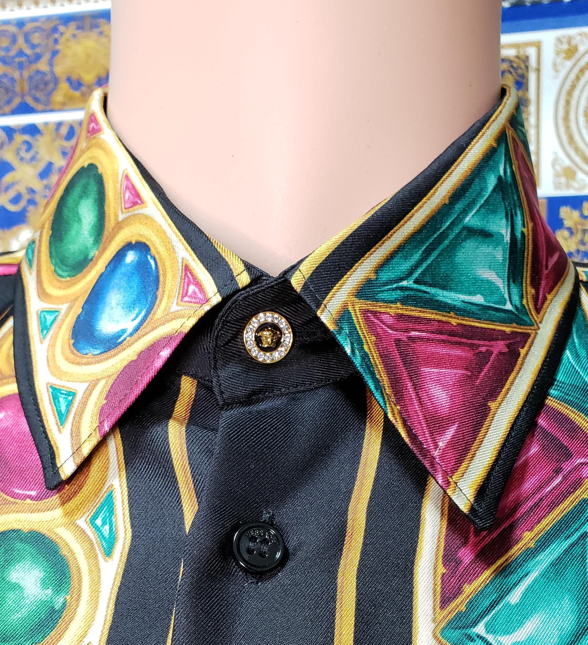 F/2019 Look # 51 NUEVA CAMISETA VERSACE NEGRA CON IMPRESIÓN DE DIAMANTES 100% SEDA IT 48, 52, 60 8