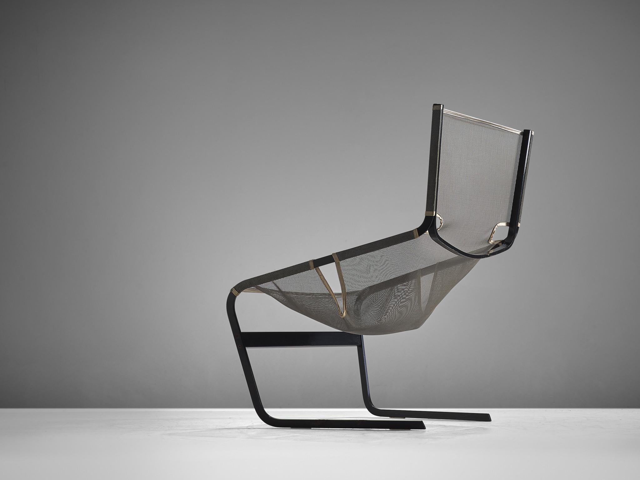F-444 Lounge Chair by Pierre Paulin for Artifort In Good Condition For Sale In Waalwijk, NL