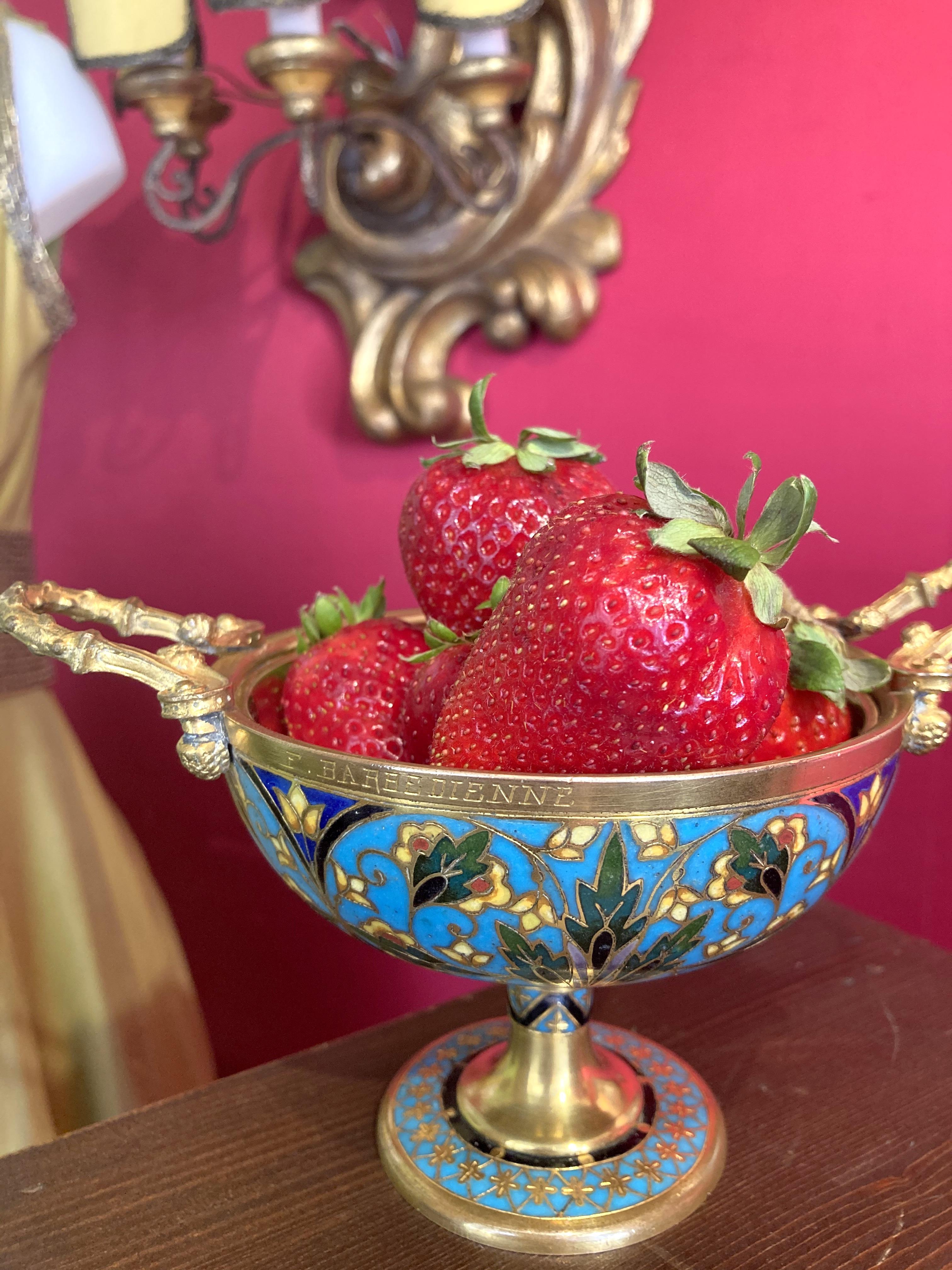 F. Barbedienne, 19th Century French Gilt Bronze and Cloisonnè Enamel Tazza Cup In Good Condition For Sale In Firenze, IT