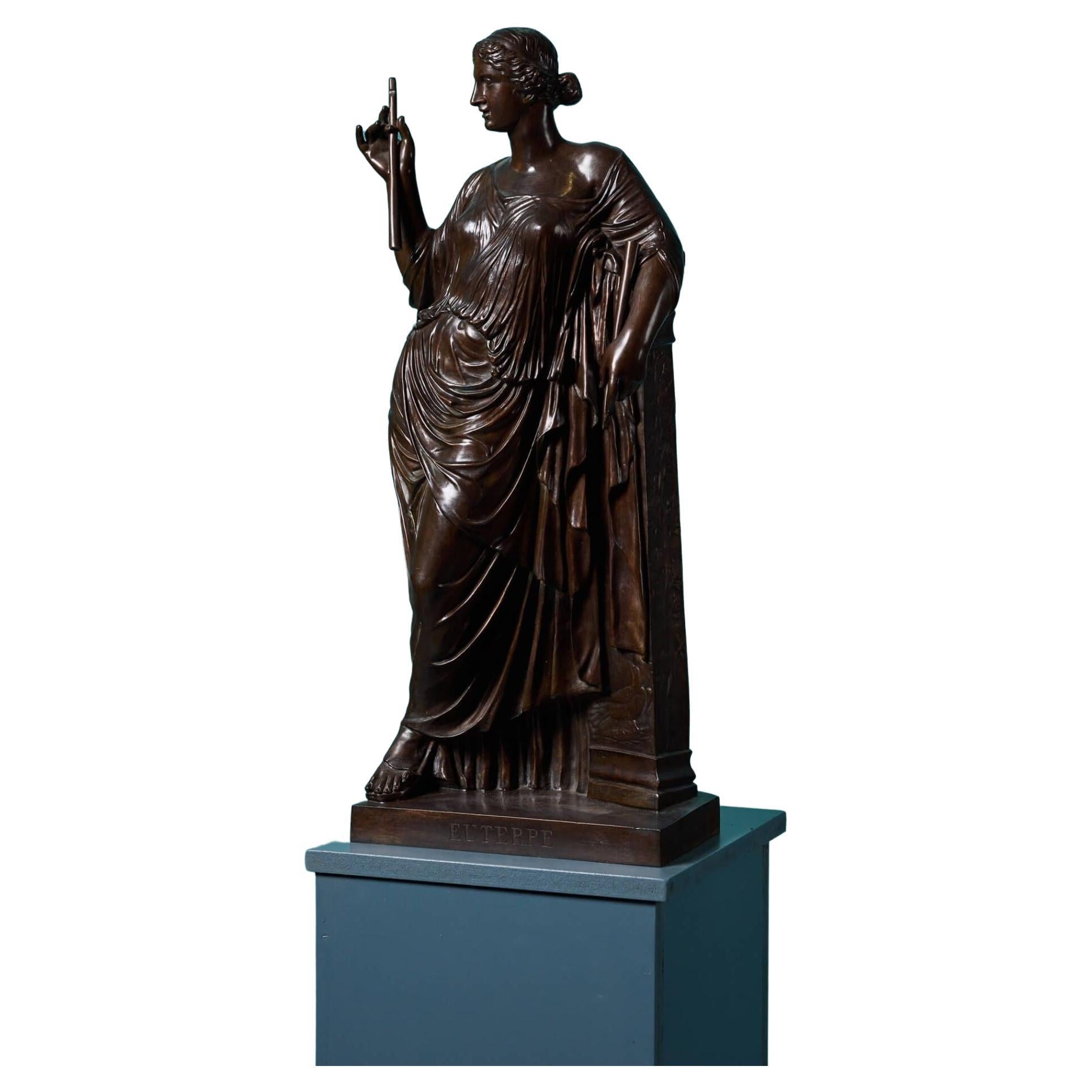 Grande sculpture d'euterpe en bronze de F. Barbedienne
