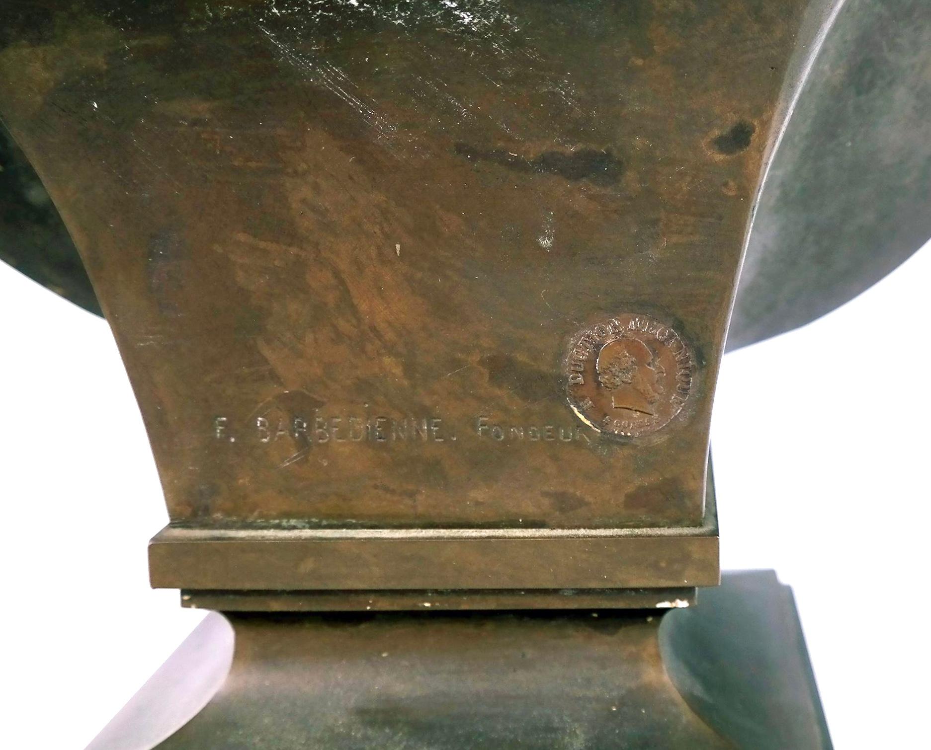 F. Barbedienne Busto di donna in bronzo in vendita 2