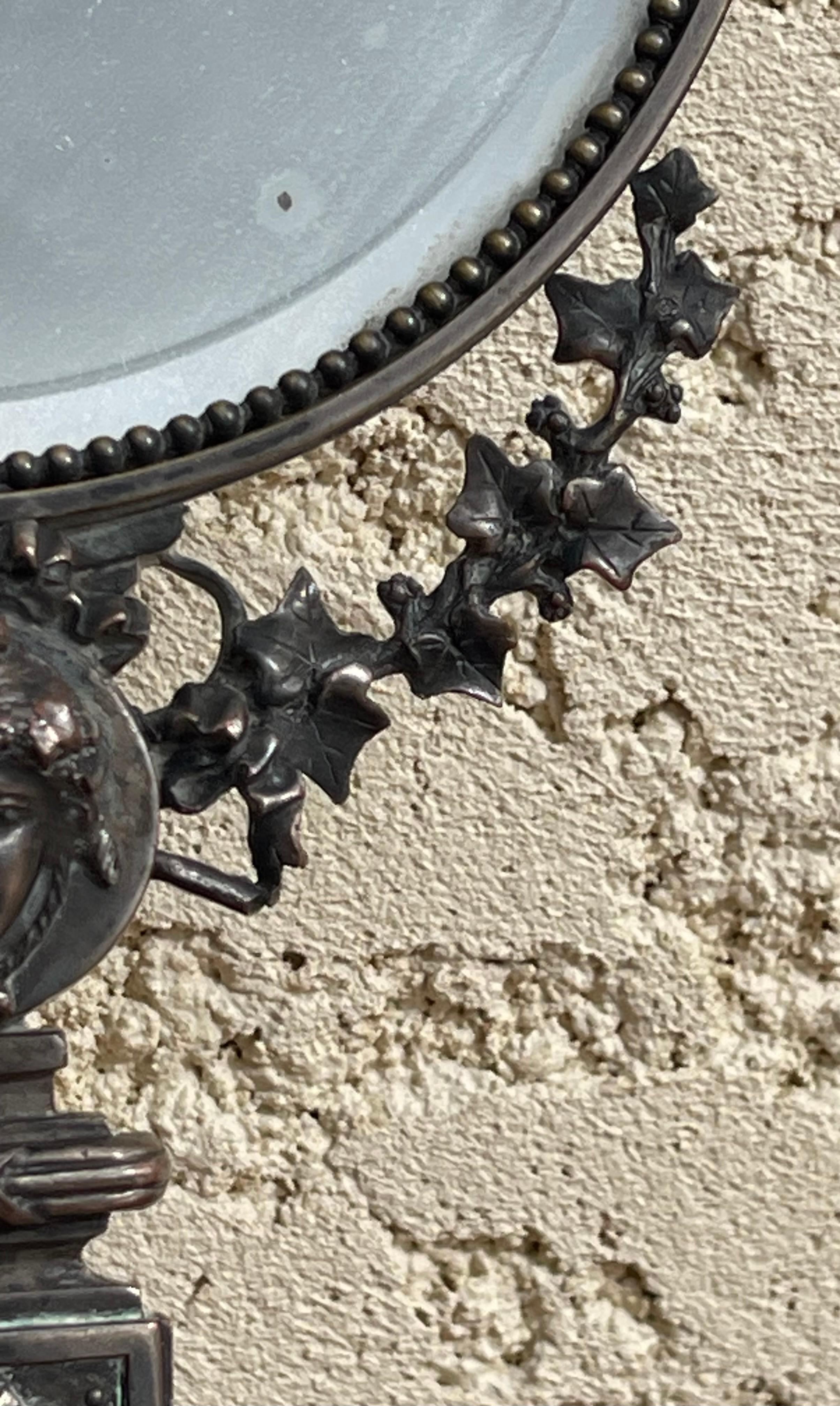 Louis XVI F. Barbedienne - Miroir à main en bronze argenté en vente