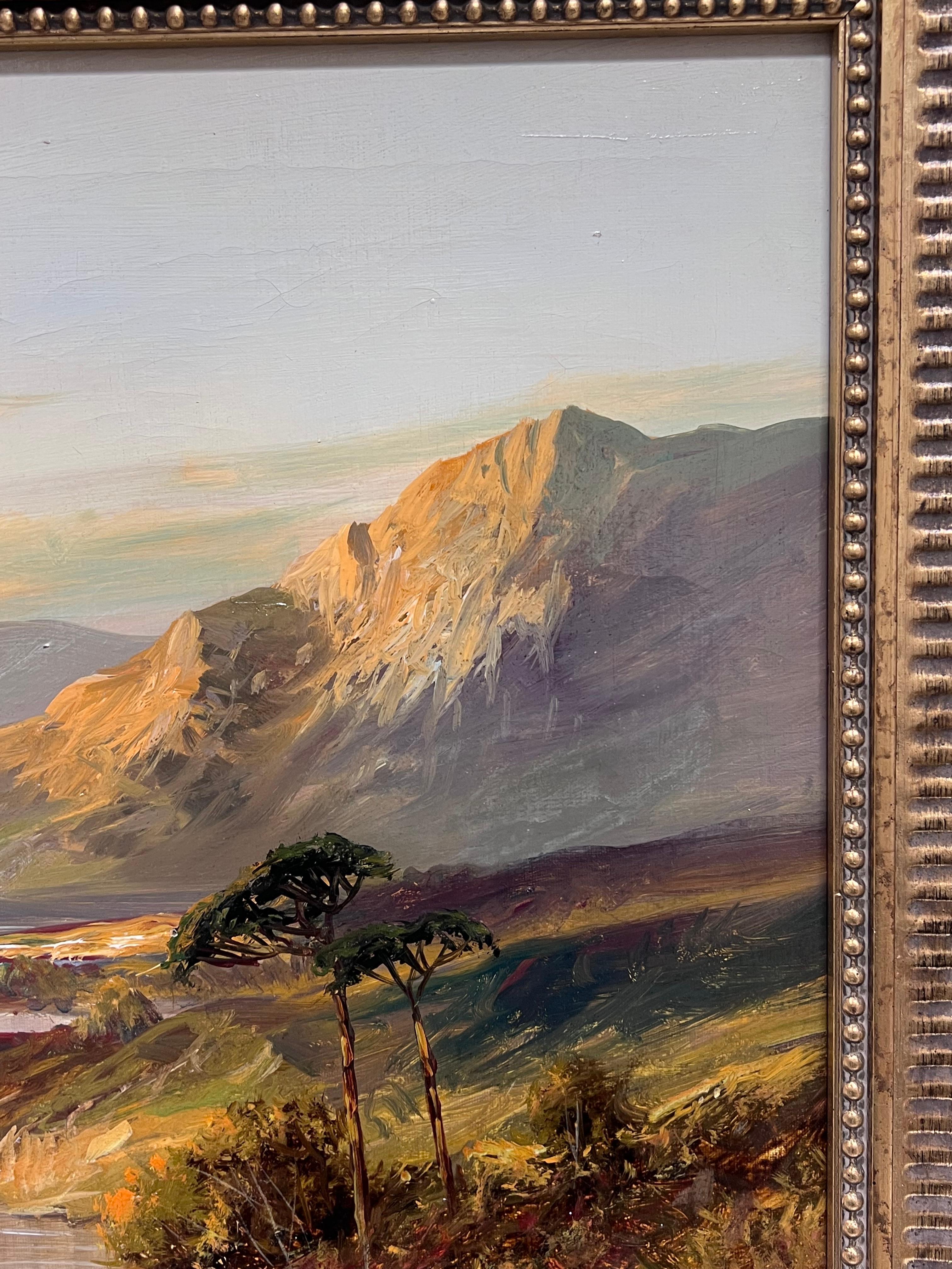 Peinture à l'huile ancienne signée Scottish Highlands Sunset over the Loch Landscape - Victorien Painting par F. E. Jamieson