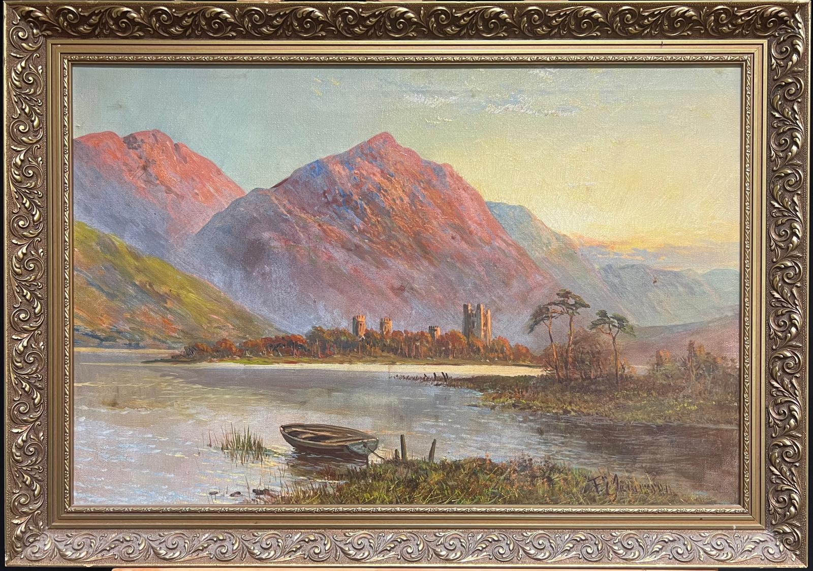 Majestätliche Ansicht des Schlosses von Kilchurn in der Dämmerung mit Blick auf das Wasser von Loch Awe – Painting von F. E. Jamieson