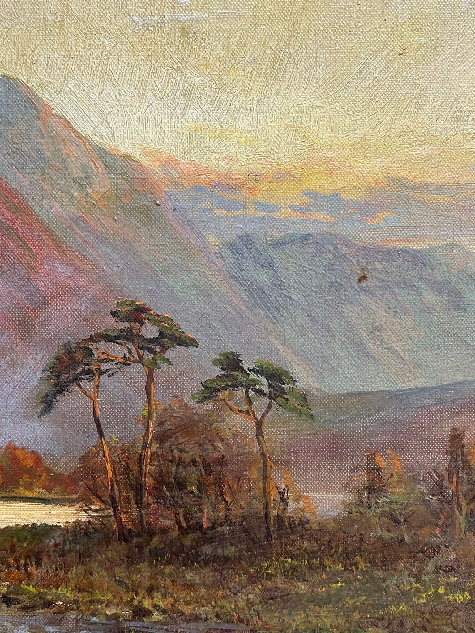Majestätliche Ansicht des Schlosses von Kilchurn in der Dämmerung mit Blick auf das Wasser von Loch Awe (Braun), Landscape Painting, von F. E. Jamieson