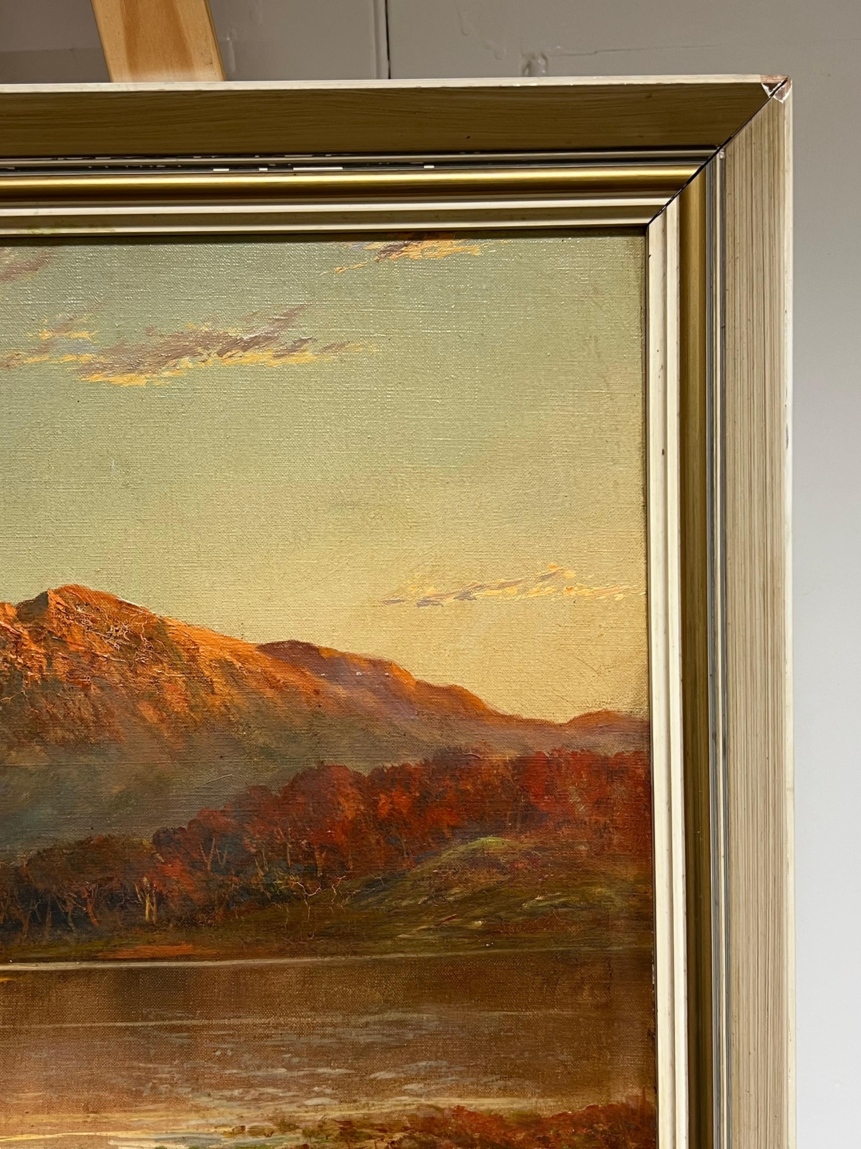 Atardecer en las Tierras Altas de Escocia Escena tradicional de un lago Pintura al óleo firmada en venta 3