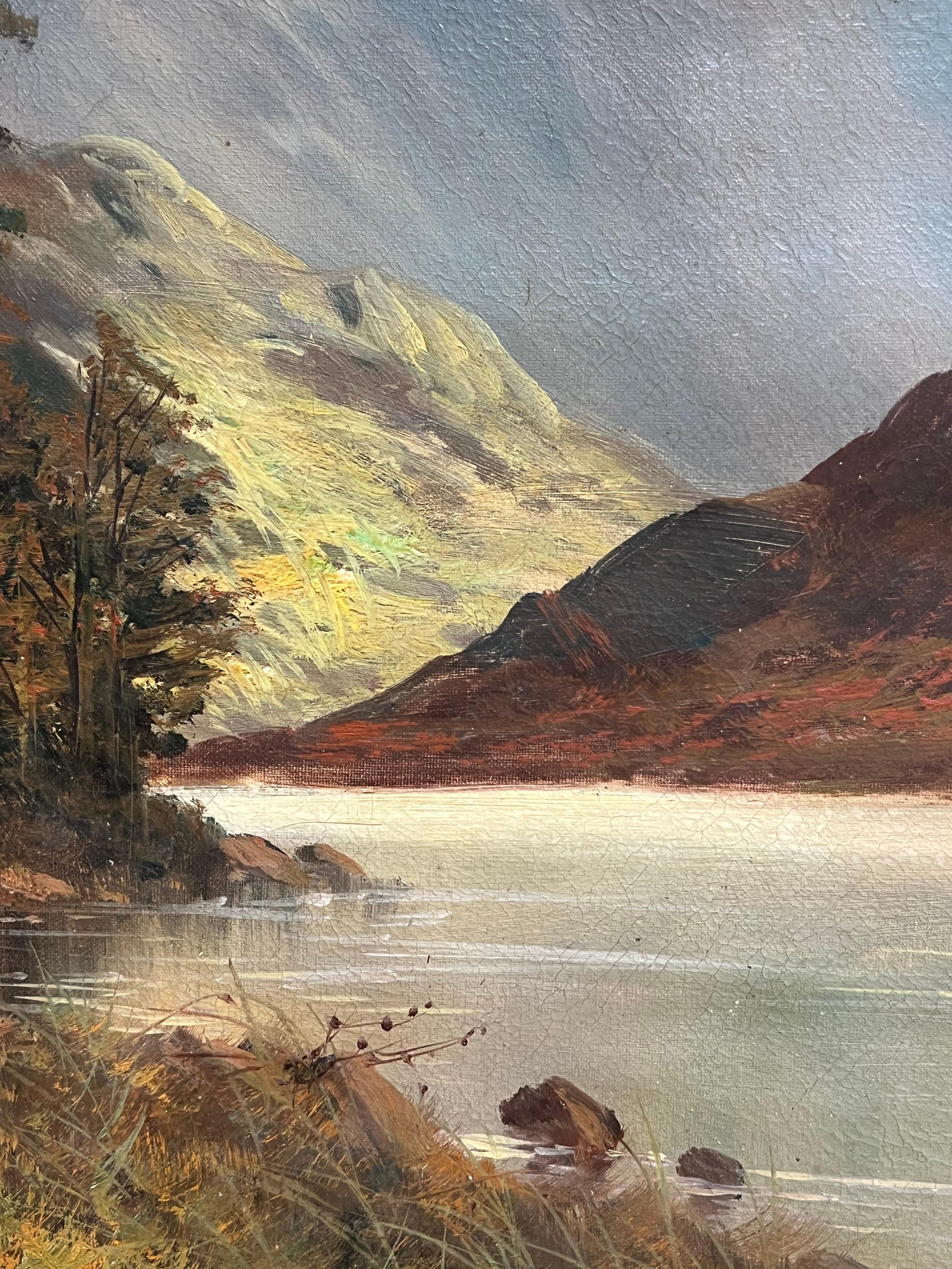 Peinture à l'huile écossaise ancienne représentant le Loch Tranquil et les Highland Peaks en vente 3