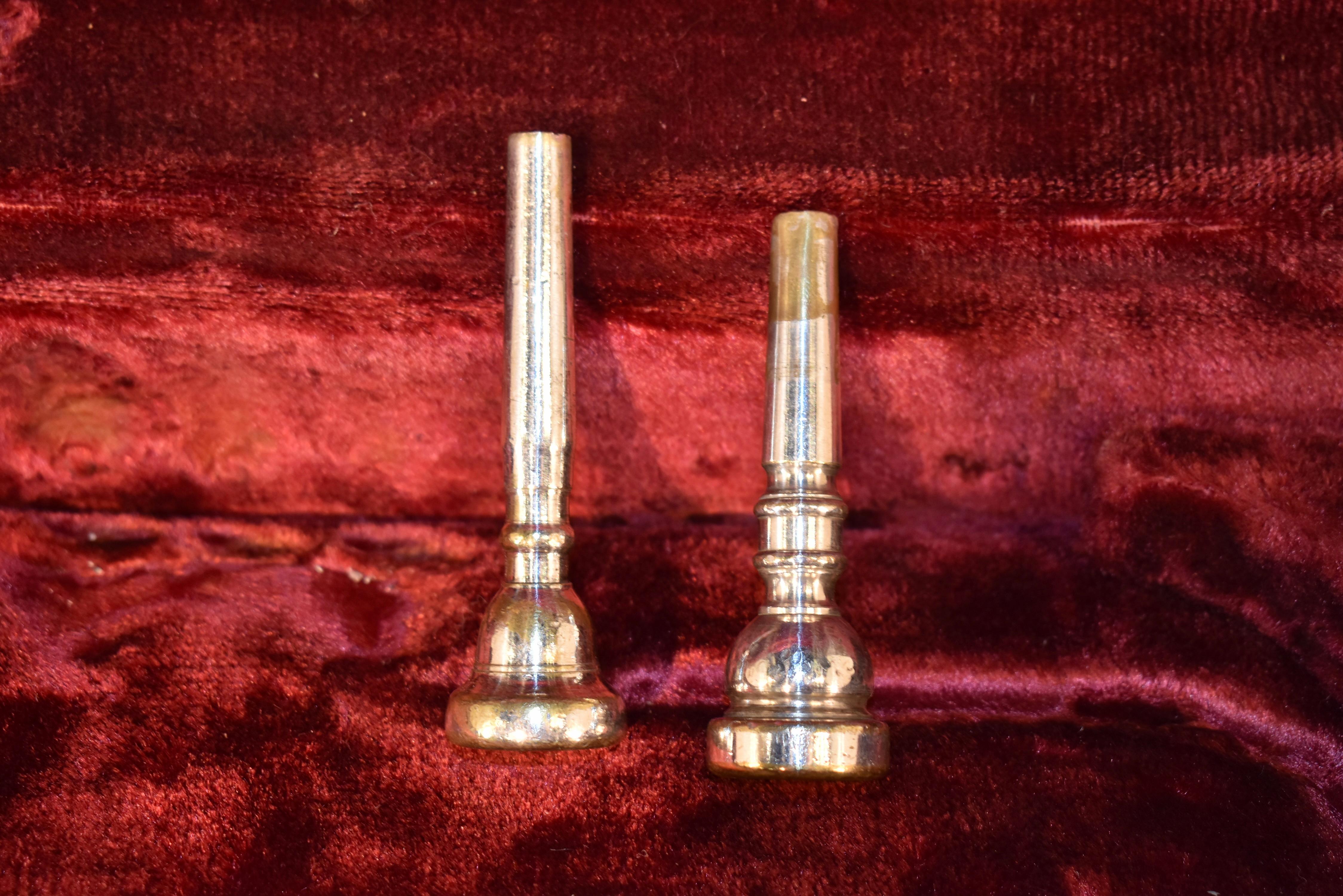 20ième siècle F E Olds & Son Ambassador Trumpet, circa 1952 en vente