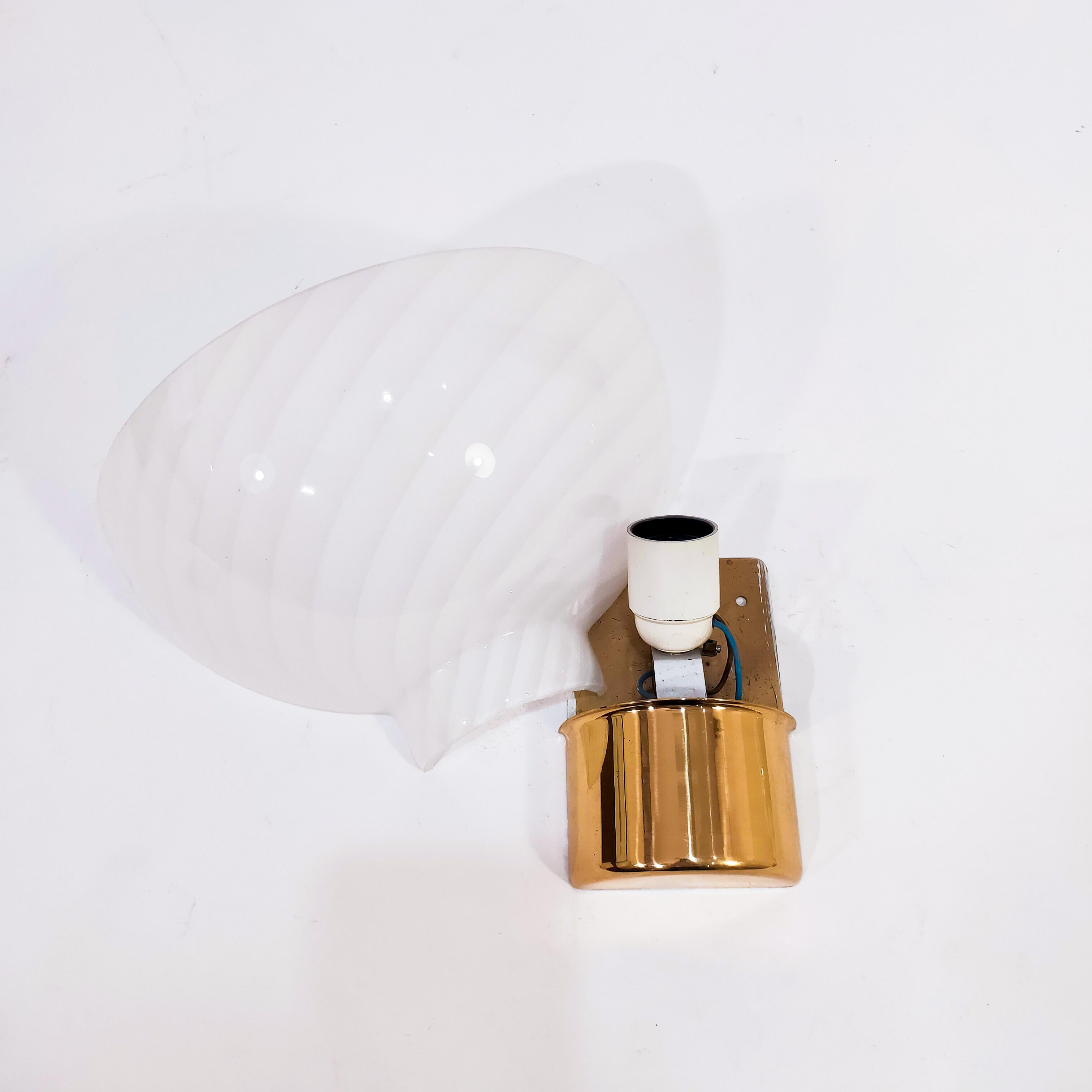Fine XX secolo F. Fabbian murano glass Post-Modern sconces, Italy, 1970s in vendita