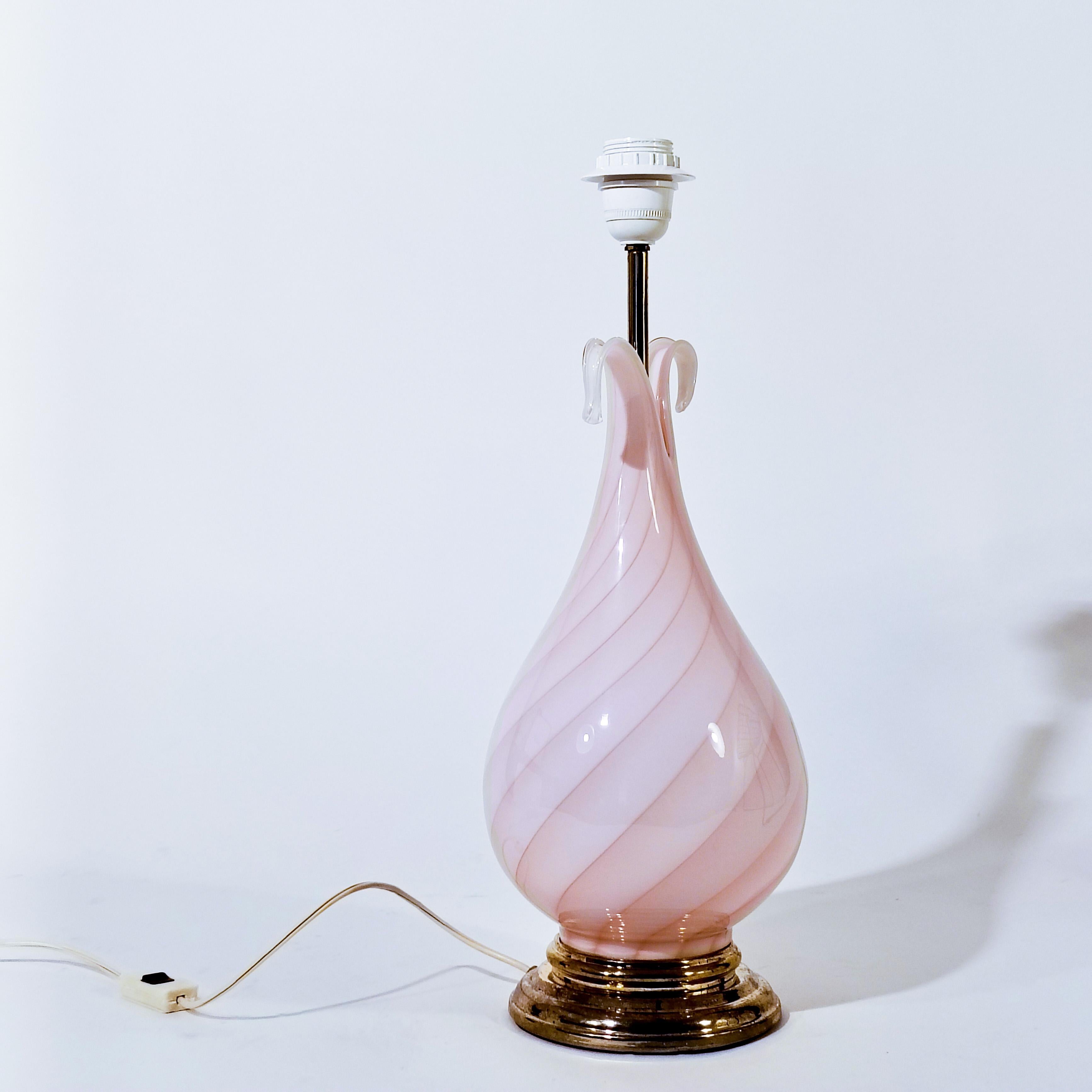 F. Fabbian. Lampe de table post-moderne en verre de Murano soufflé à la main, Italie, années 1970 en vente 5