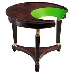 Mesa Pequeña Gueridón F* Hole en Madera de Caoba y Hueco Fluo Rosa by Laviani