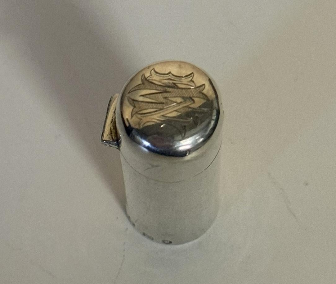 F J H THOMAS 1889 HALLMARKED STERLING SILVER REPOUSSE ViCTORIAN SCENT BOTTLE en vente 6