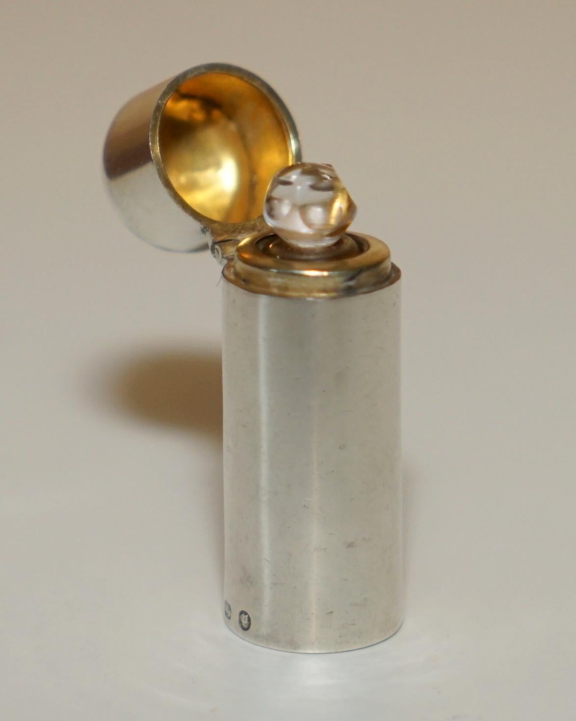F J H THOMAS 1889 HALLMARKED STERLING SILVER REPOUSSE ViCTORIAN SCENT BOTTLE en vente 3