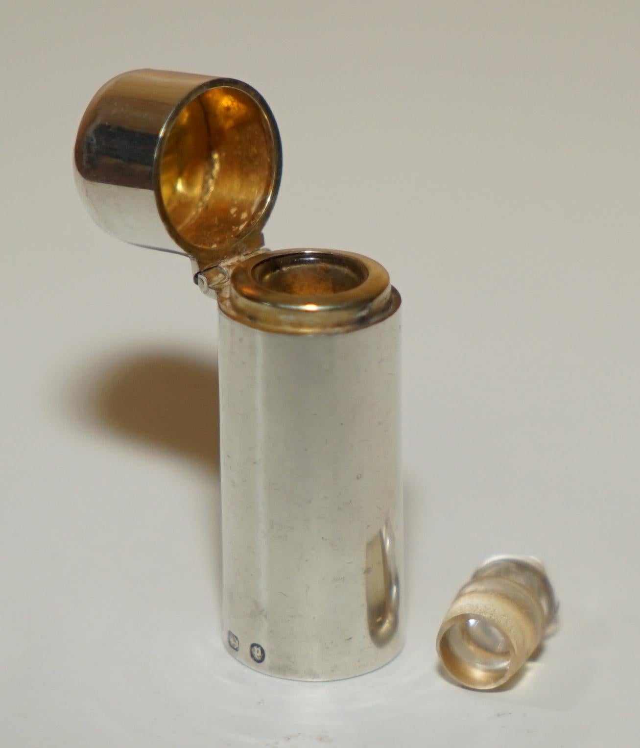 F J H THOMAS 1889 HALLMARKED STERLING SILVER REPOUSSE ViCTORIAN SCENT BOTTLE en vente 4