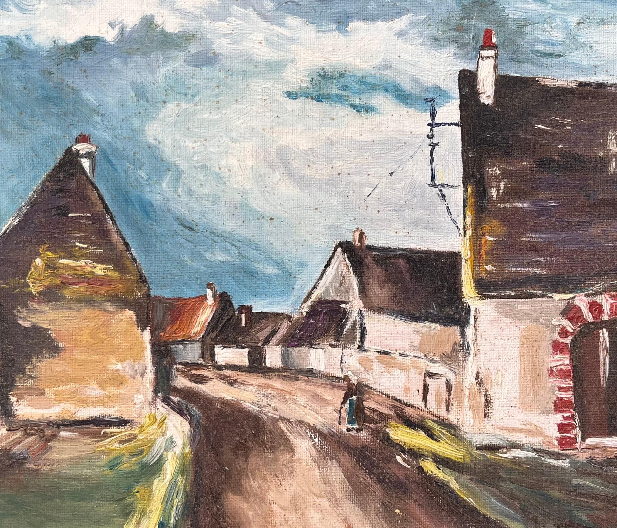 Street française avec maisons en pierre et porte arquée en vente 2