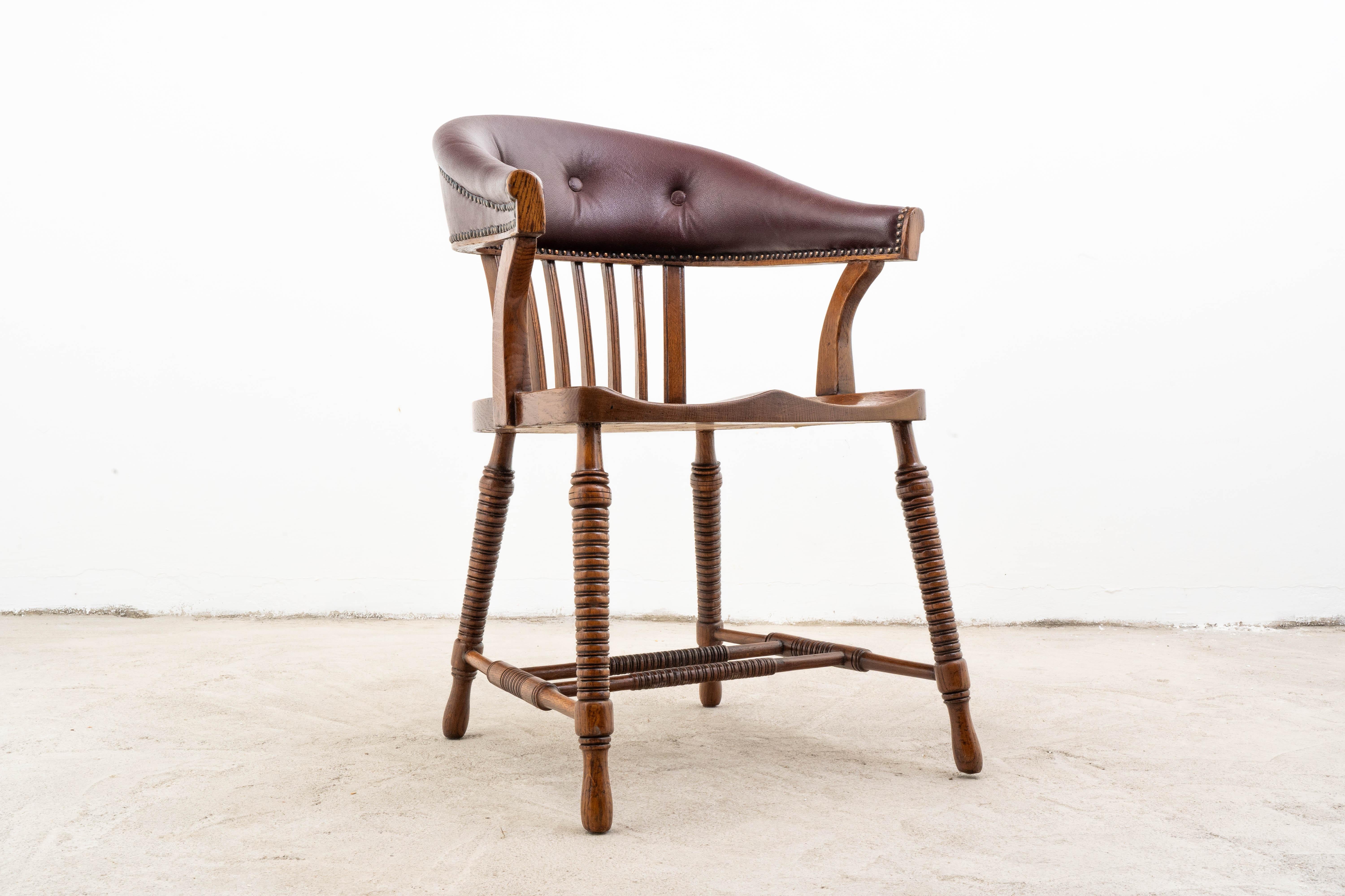 F. O. Schmidt - Adolf Loos - Armchair - Bureau Chair - Leather, Oak In Excellent Condition For Sale In Budapest, HU