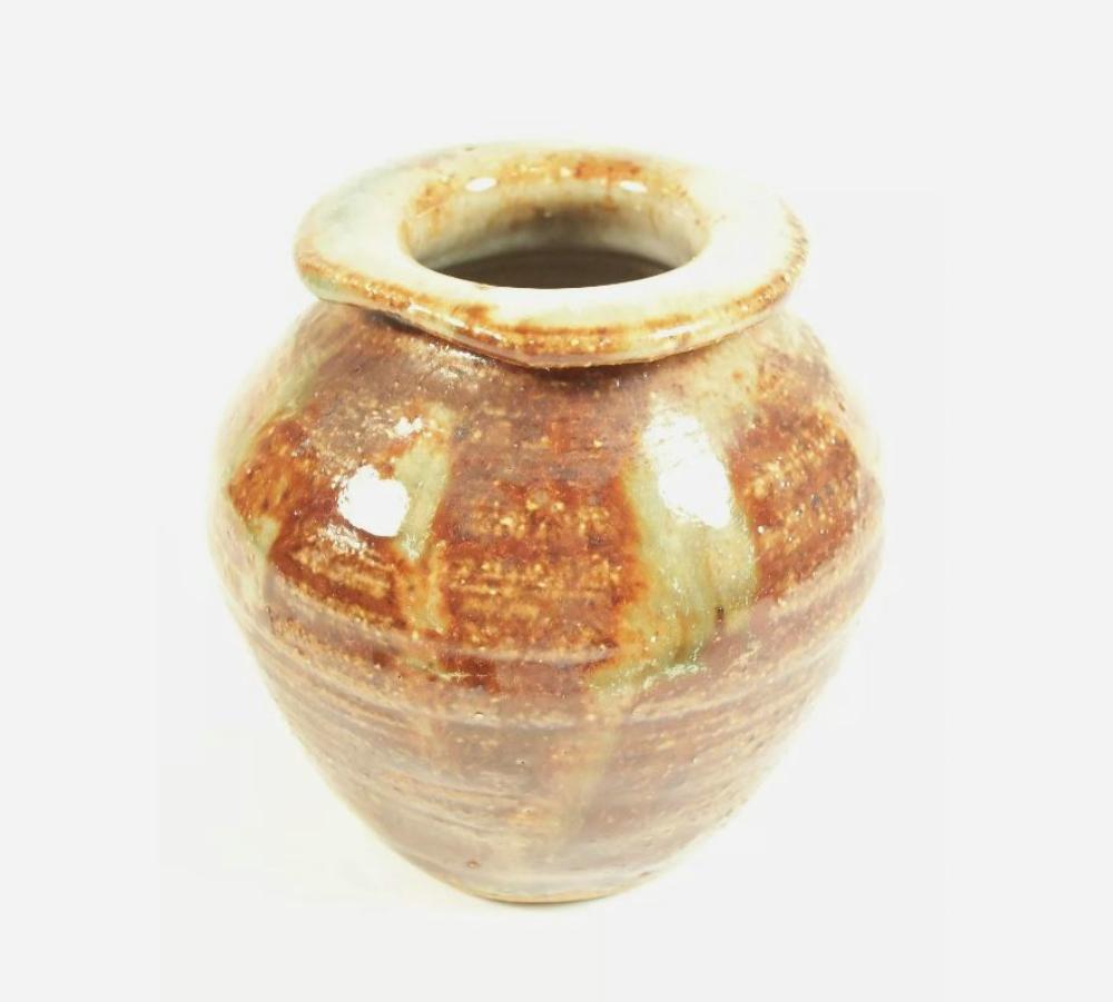 Fatto a mano F. SOTA - Vaso d'epoca dello Studio Pottery canadese - Smalto a goccia - Firmato - C.C. 1975 in vendita