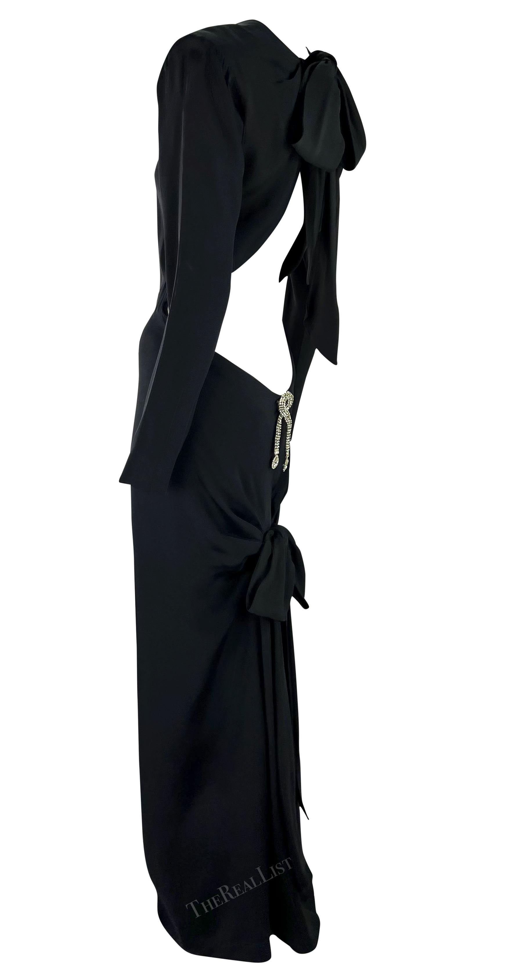 F/W 1983 Yves Saint Laurent Haute Couture Rhinestone Bow Backless Décolleté Gown For Sale 8