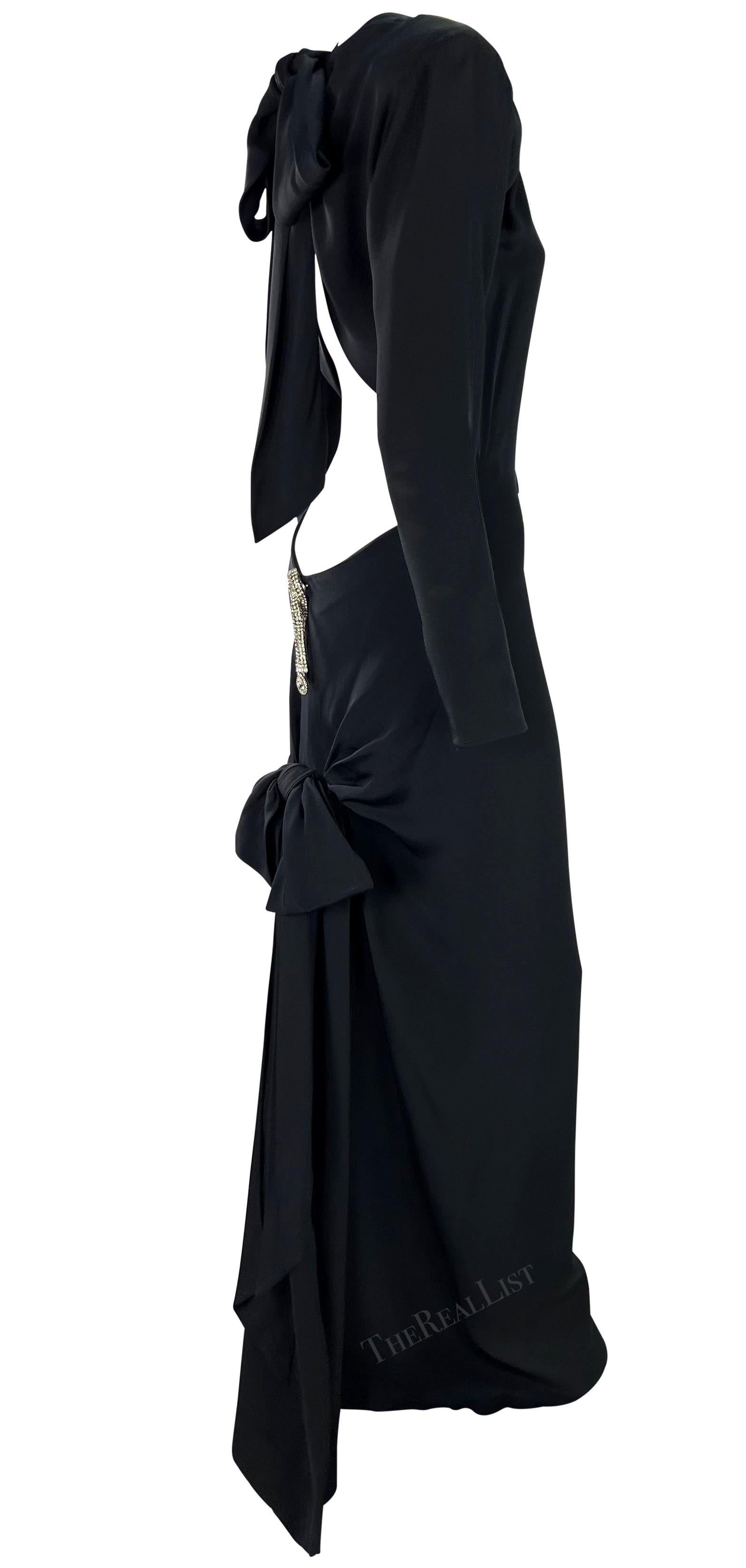 F/W 1983 Yves Saint Laurent Haute Couture Rhinestone Bow Backless Décolleté Gown For Sale 3