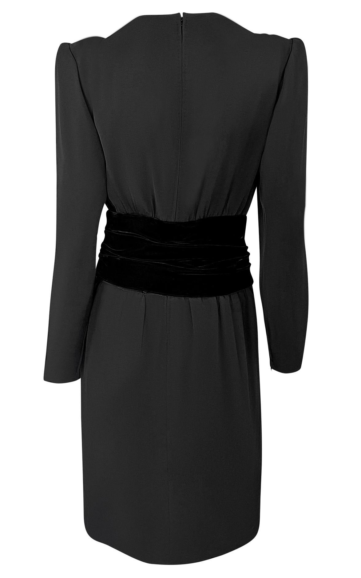F/W 1983 Yves Saint Laurent Haute Couture Runway Black Velvet Bow Midi Dress For Sale 4
