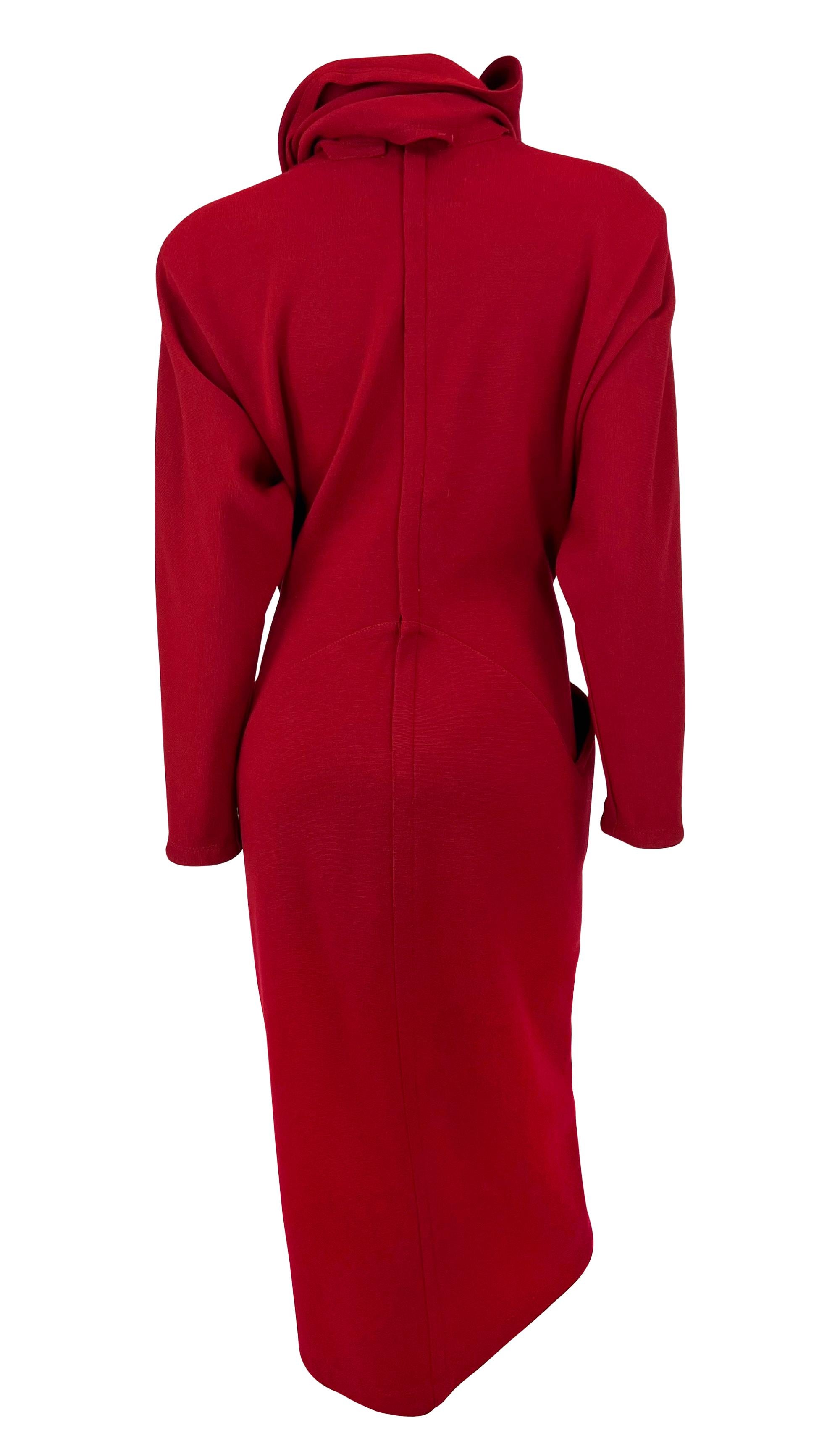 F/W 1984 Gianni Versace Avedon Ad Red Bodycon Knit Wool Scarf Dress For Sale 2
