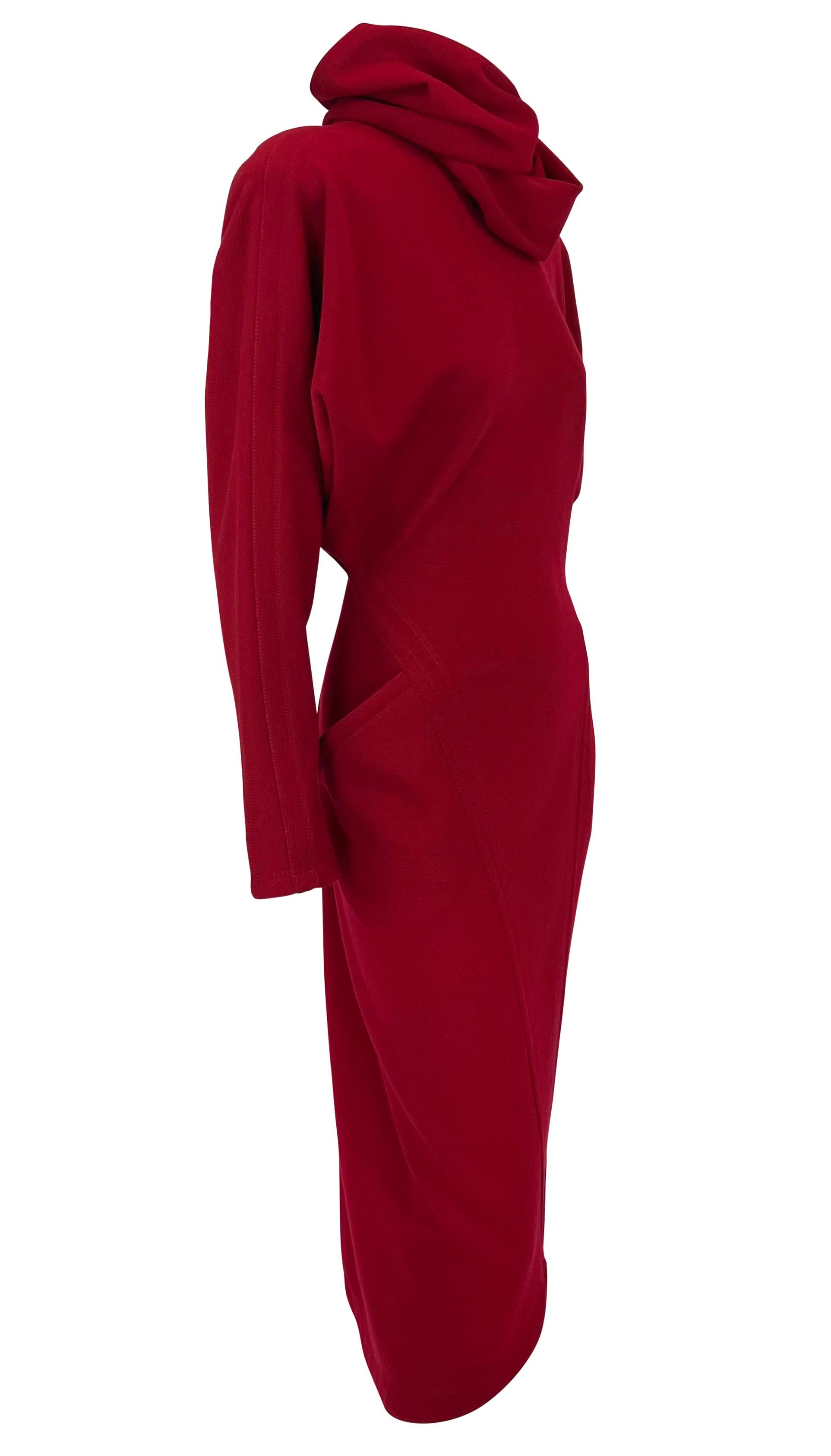F/W 1984 Gianni Versace Avedon Ad Red Bodycon Knit Wool Scarf Dress For Sale 3