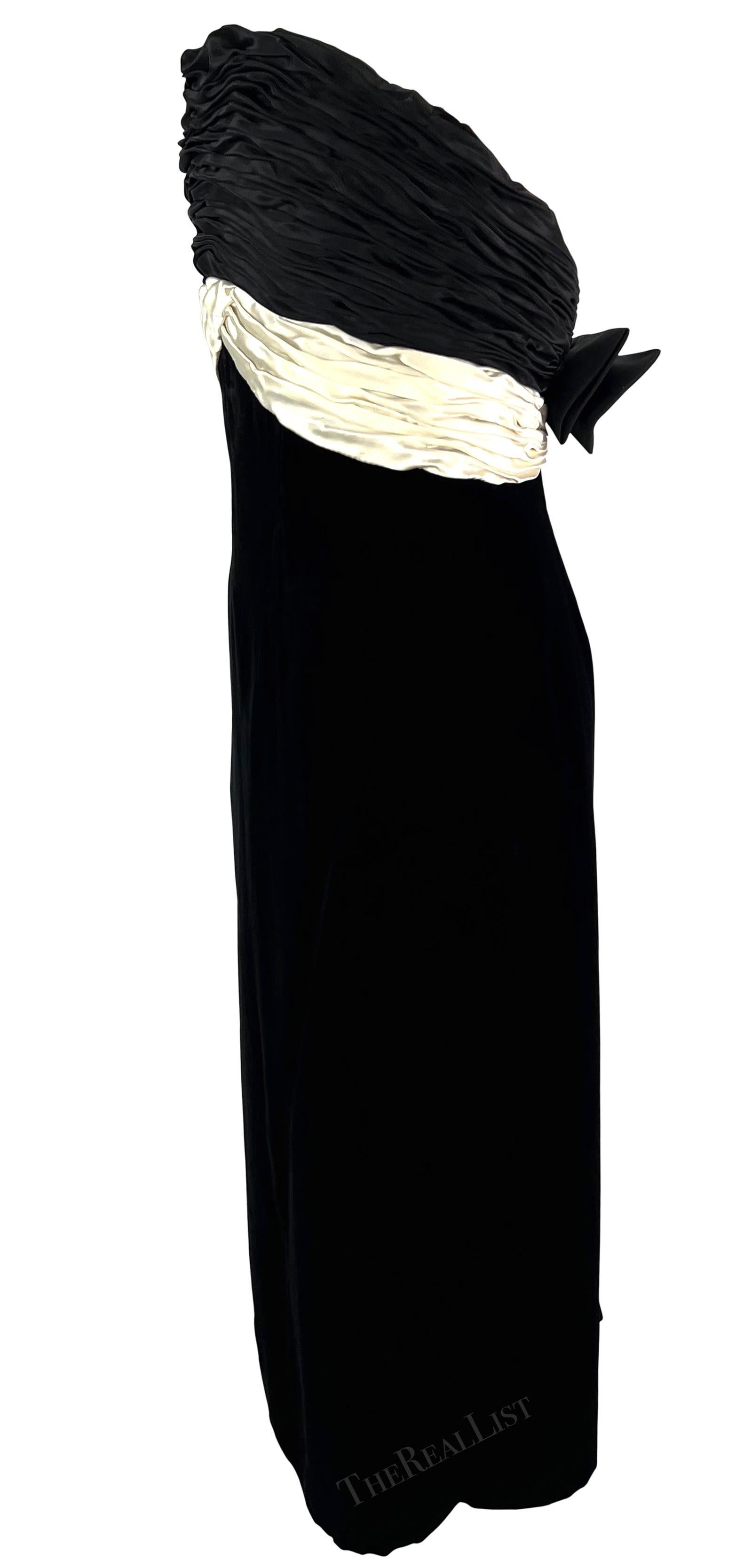 F/W 1985 Valentino Garavani Runway Black Velvet White Satin Bow Midi Dress For Sale 2