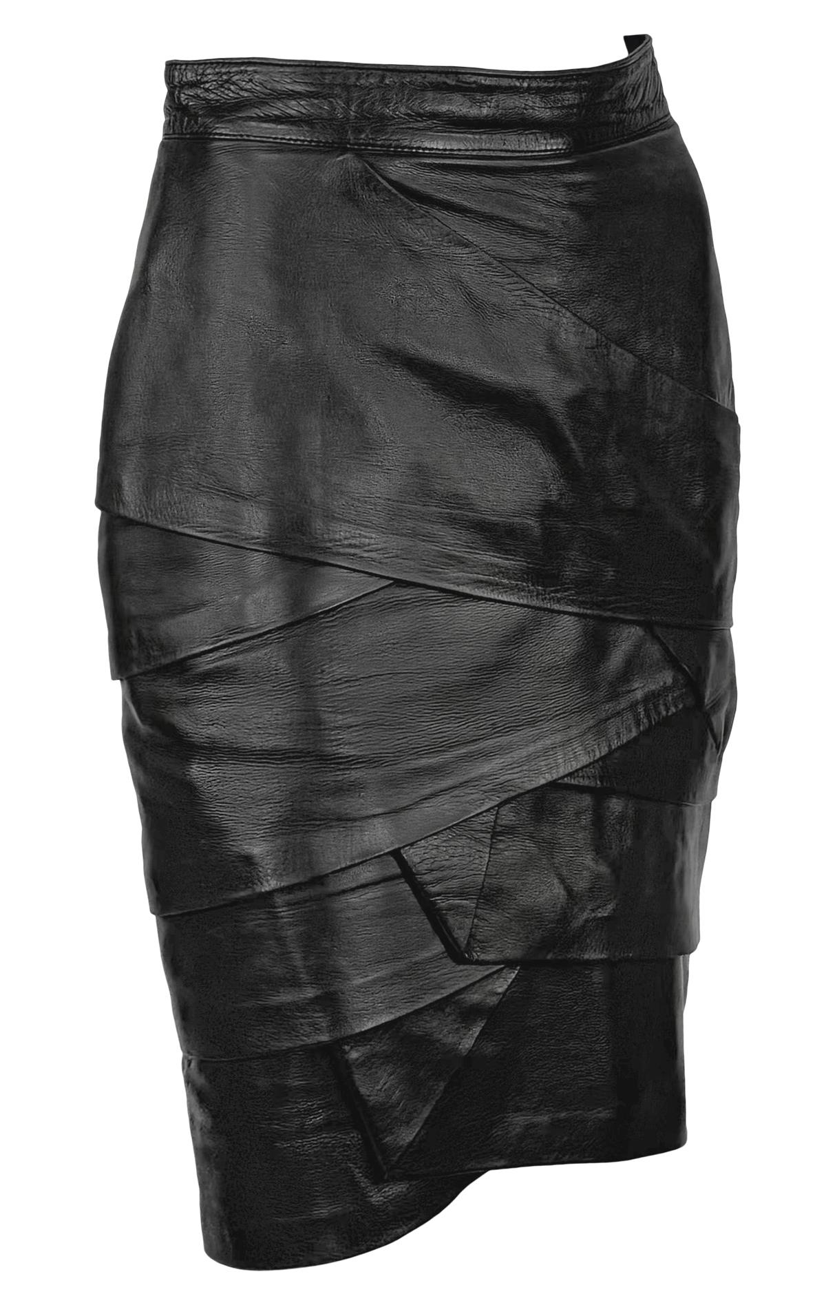 F/W 1987 Gianni Versace Runway Black Leather Ribbon Tiered Pencil Skirt For Sale 3