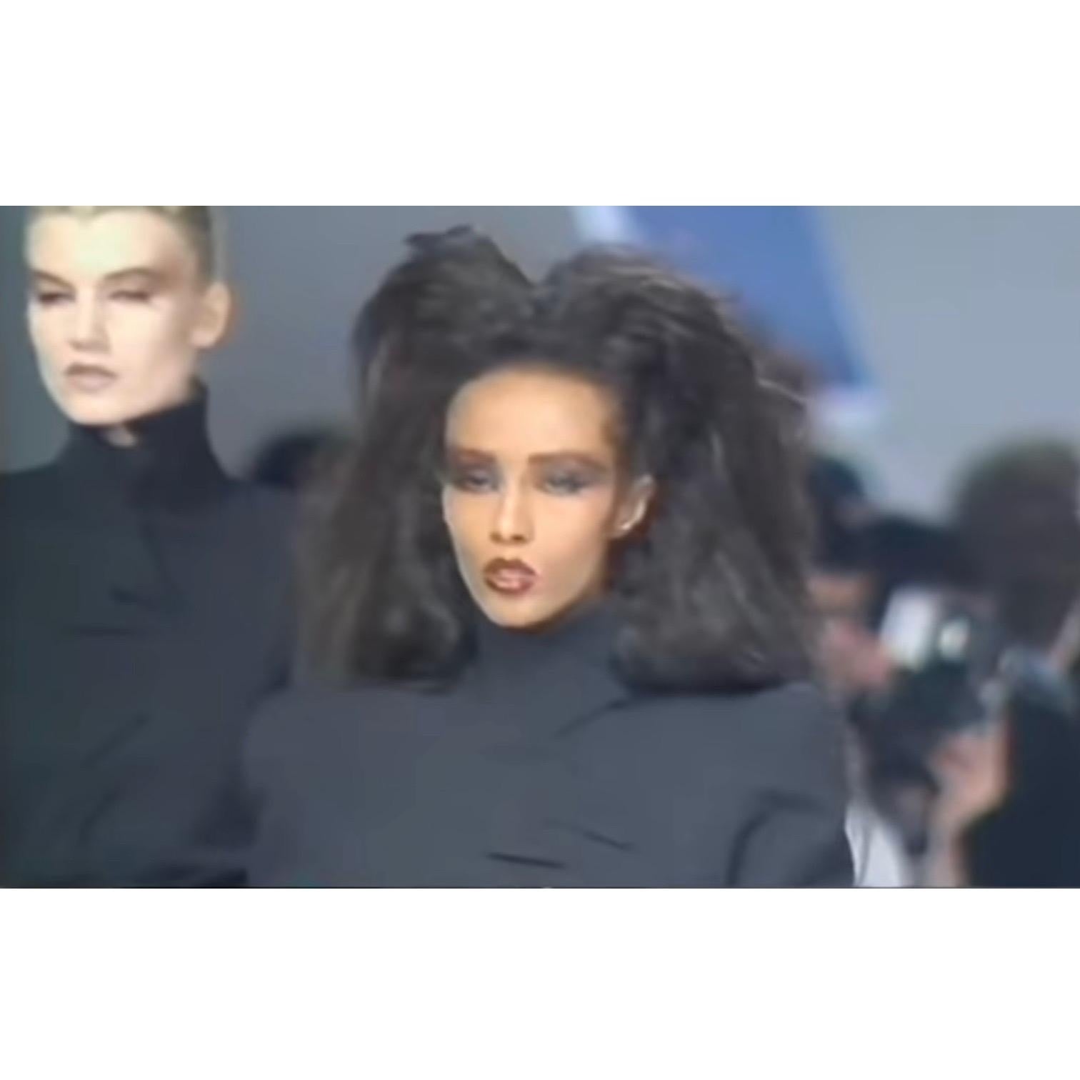 F/W 1988 Thierry Mugler Black Les Infernales Lightning Bolt Dress For Sale 2