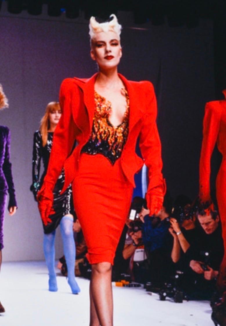F/W 1988 Thierry Mugler Flaming Red Les Infernales Iconic Skirt Suit For Sale 2
