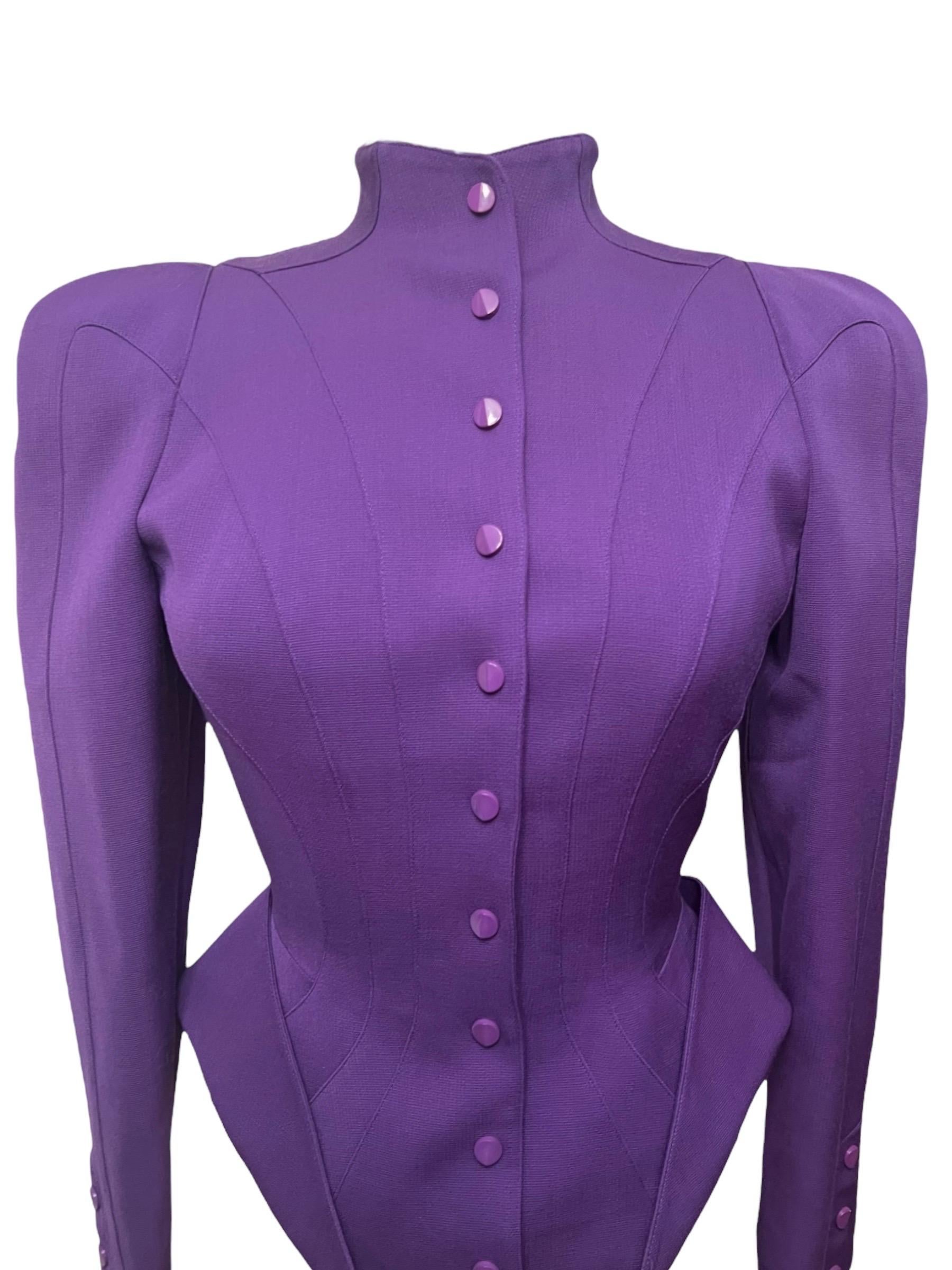 F/W 1988 Thierry Mugler Lila Futuristische Les Infernales Skulpturale Jacke im Angebot 1