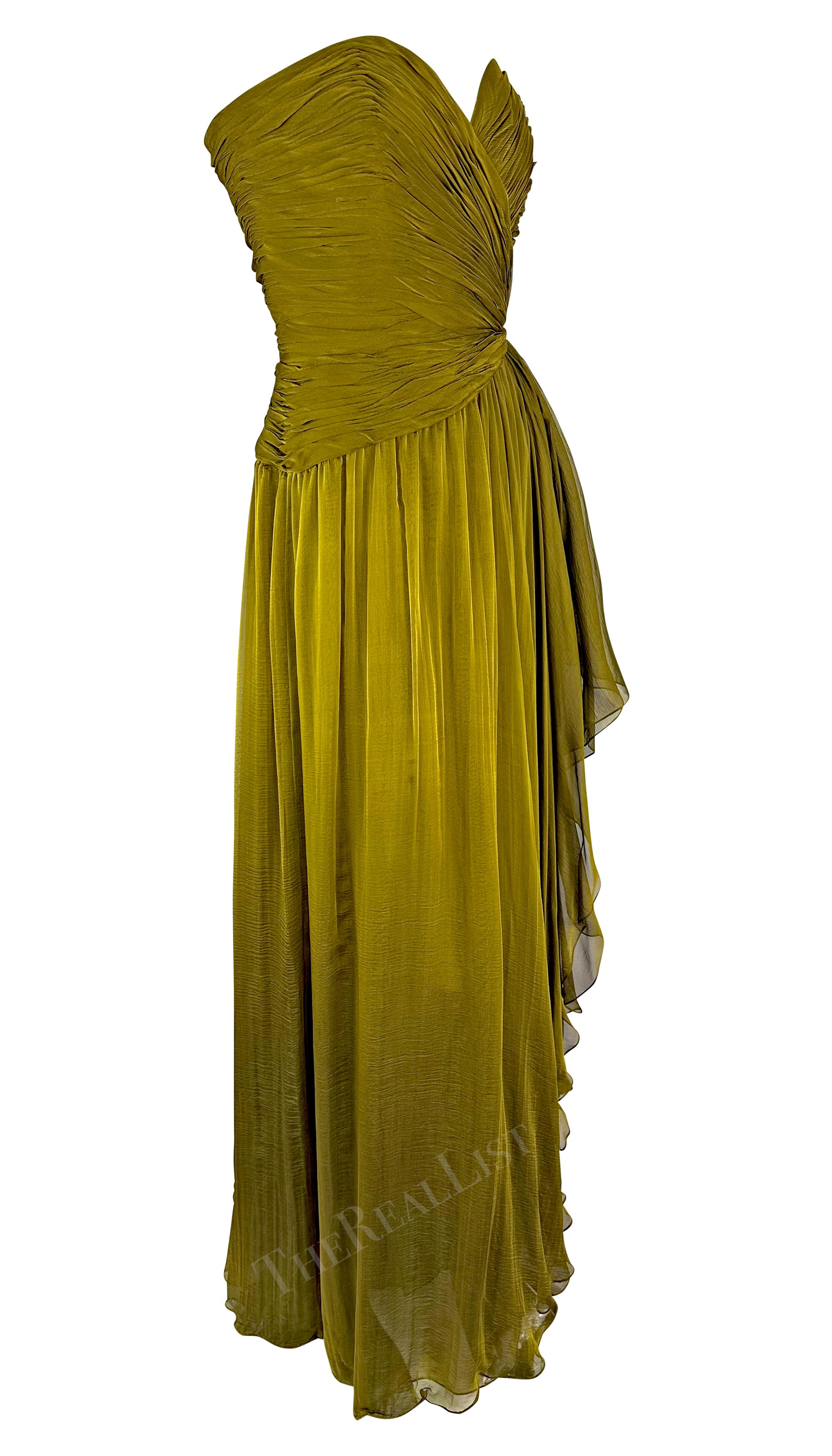 F/W 1989 Oscar de la Renta Runway Chartreuse Chiffon Strapless Gown  For Sale 1