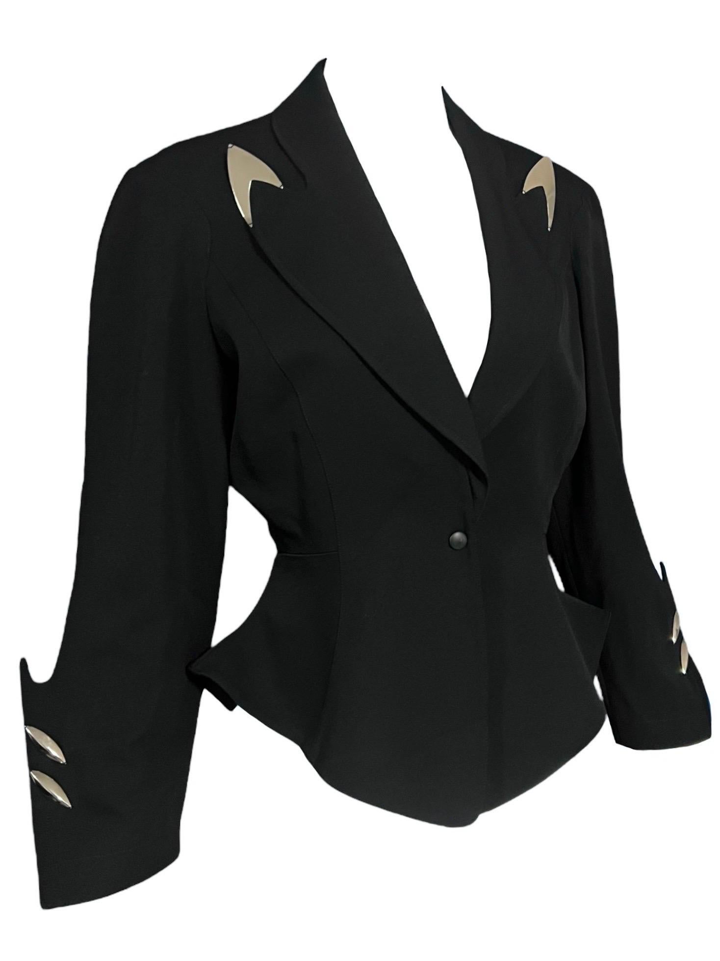 F/W 1989 Thierry Mugler Black Futuristic Bullet Metal Runway Jacket  In Excellent Condition For Sale In Concord, NC
