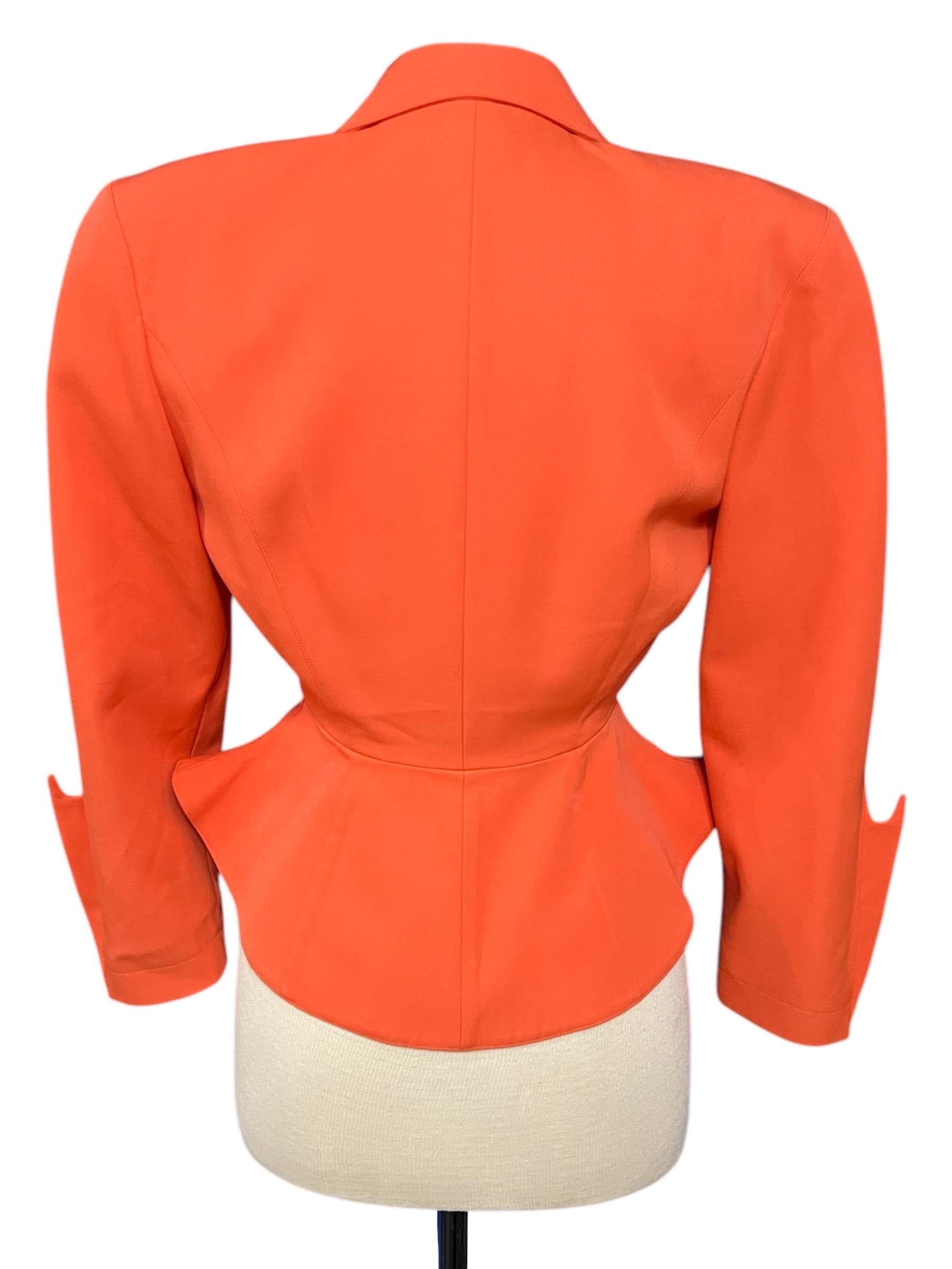 F/W 1989 Thierry Mugler Chaqueta escultural de metal futurista naranja en venta 3