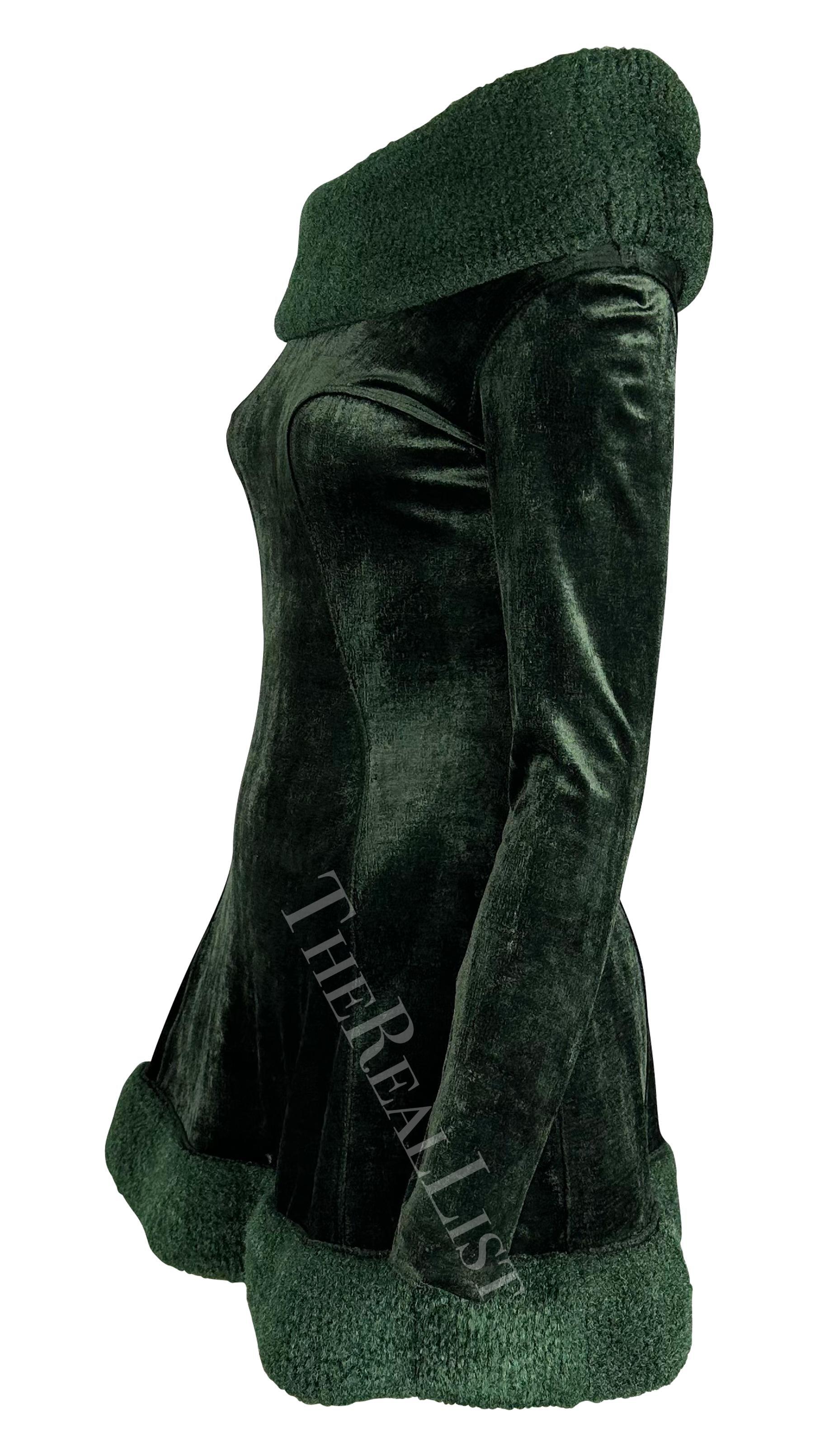 H/W 1991 Alaia Dunkelgrünes schulterfreies Plüsch-Minikleid aus Samt (Schwarz) im Angebot