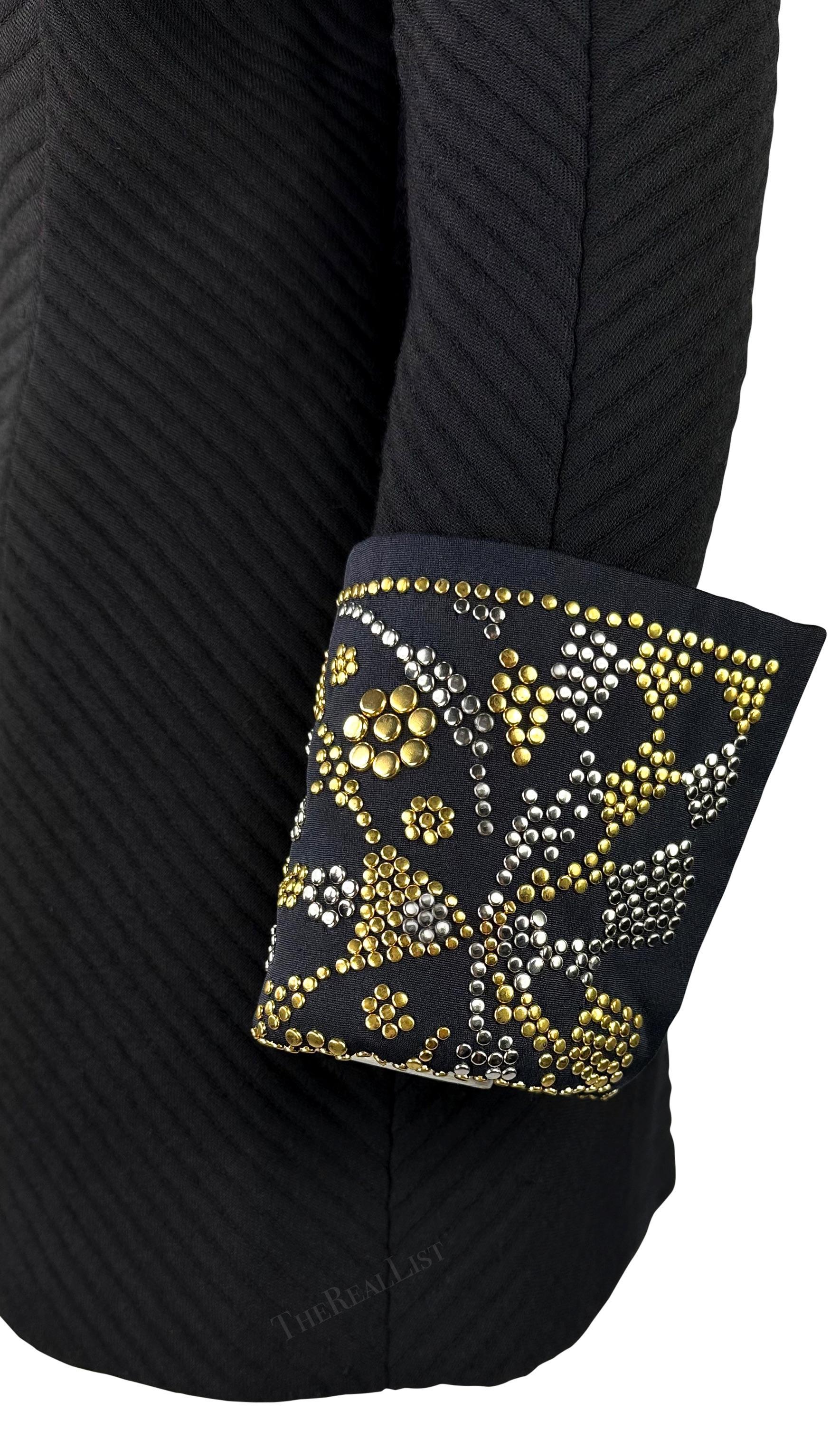 Blazer de défilé haute couture Atelier Versace en laine noire clouté, A/H 1991 Pour femmes en vente