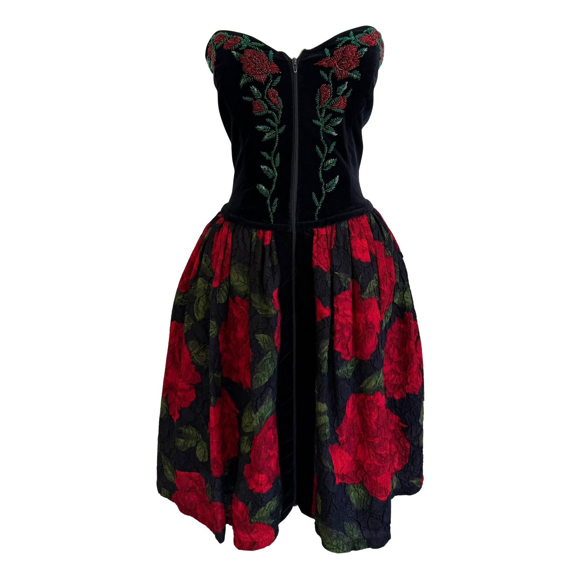 Abito senza spalline in velluto nero Rose A/I 1991
