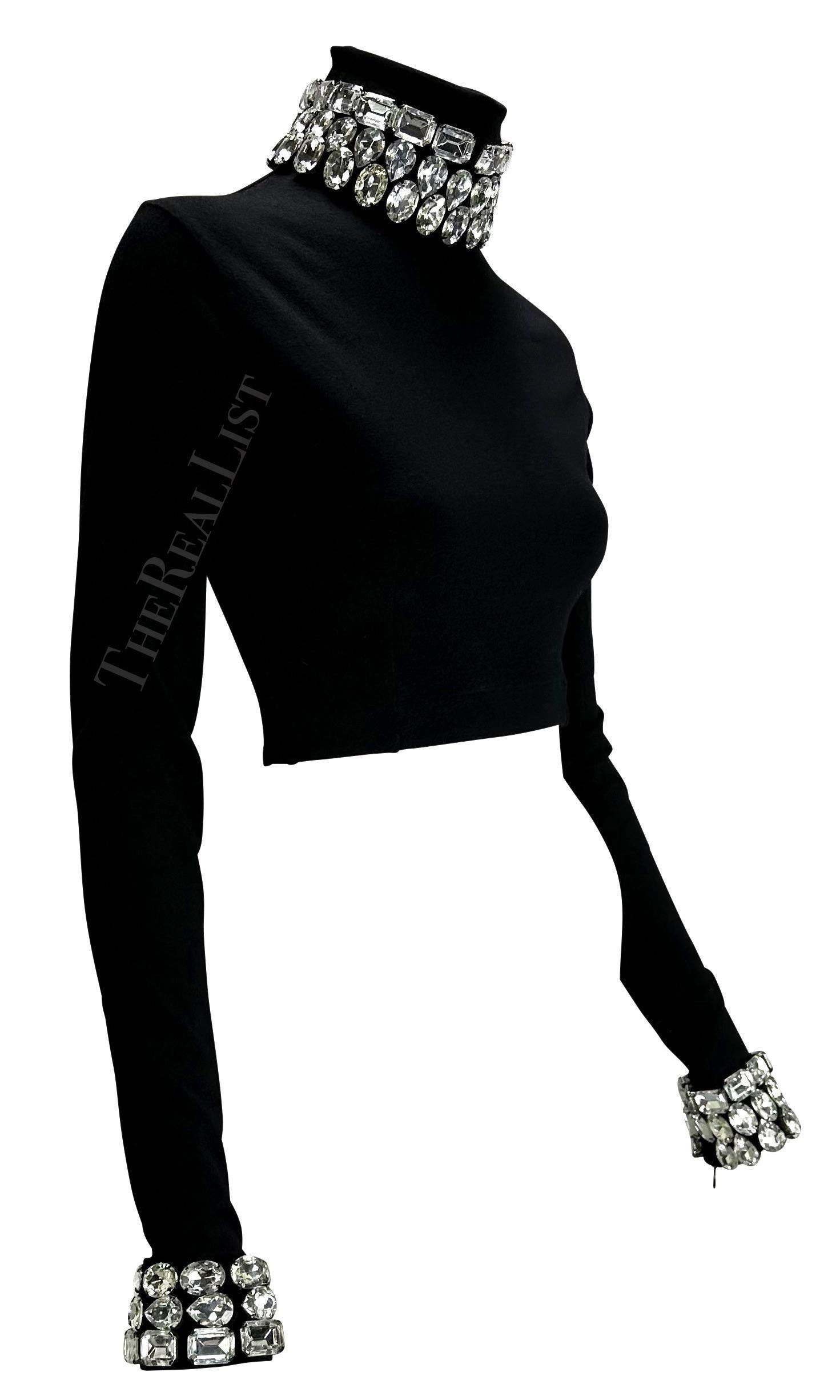H/W 1991 Dolce & Gabbana Schwarzer Cropped Rollkragenpullover mit Kristall-Strass-Akzenten im Angebot 6