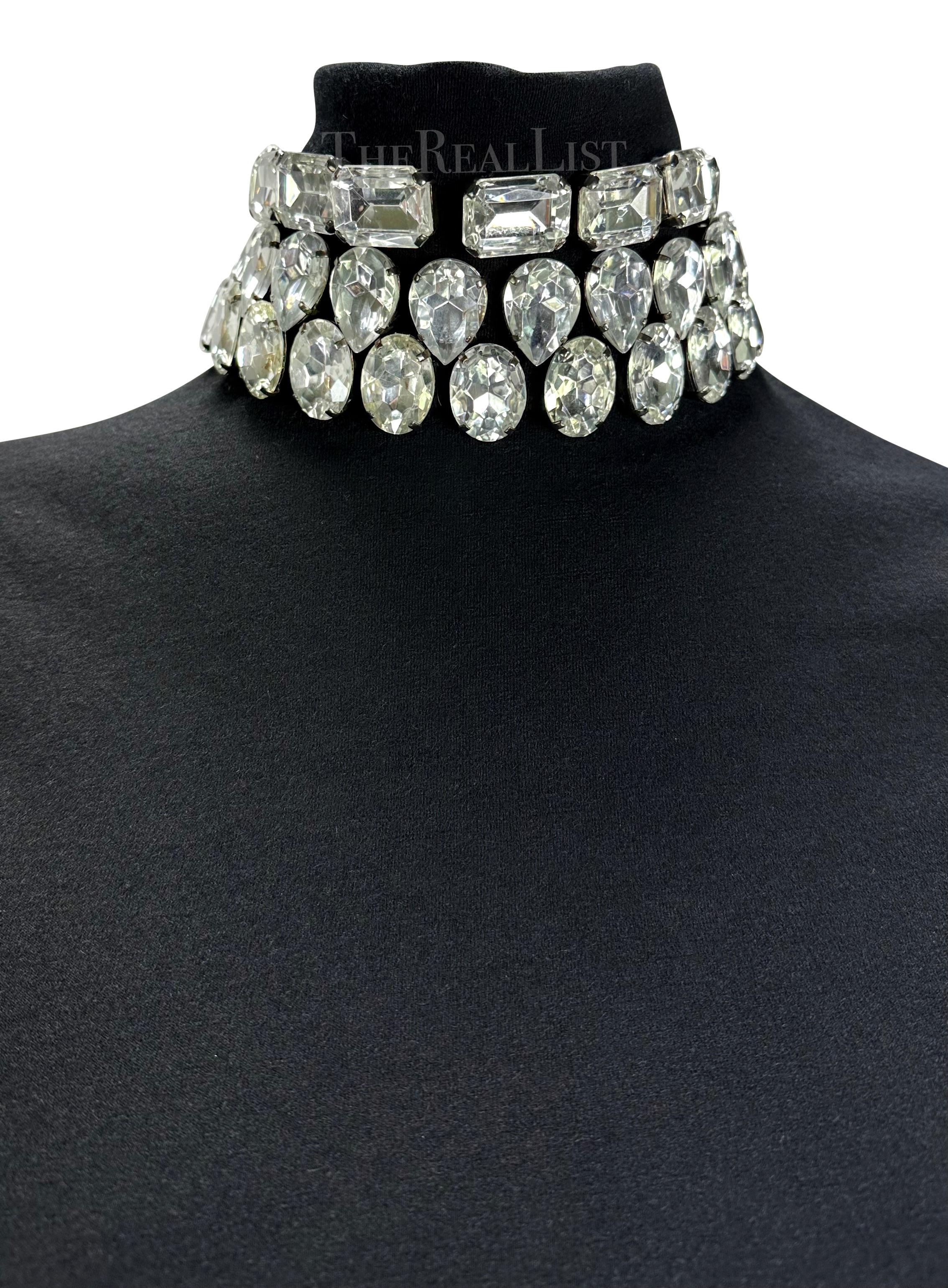 F/W 1991 Dolce & Gabbana Col roulé noir orné de cristaux et de strass Bon état - En vente à West Hollywood, CA