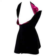 A/I 1991 Giani Versace: mini abito a busto aperto in nero e rosa caldo