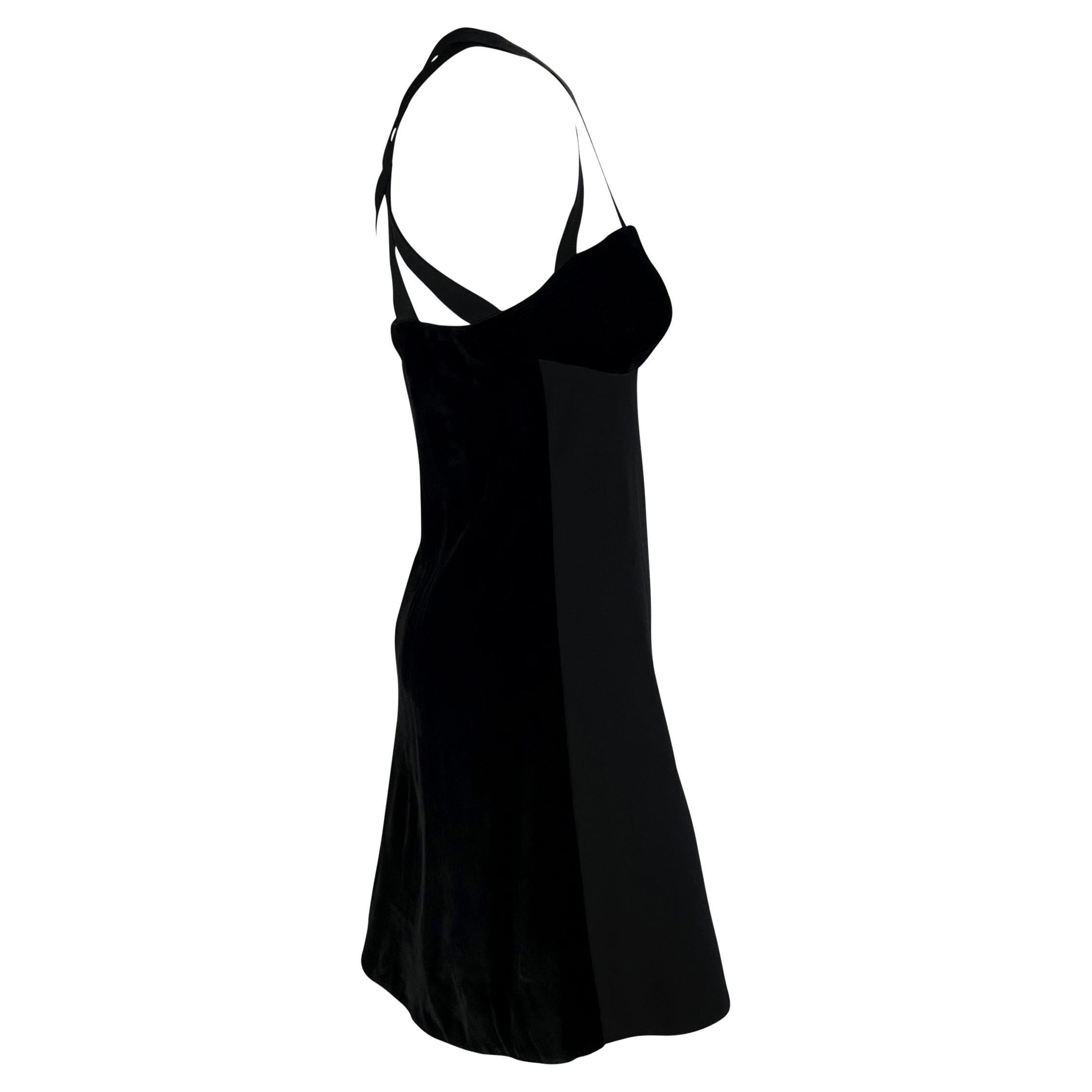 F/W 1991 Gianni Versace Couture Runway Black Velvet Strappy Bodycon Mini Dress For Sale 5