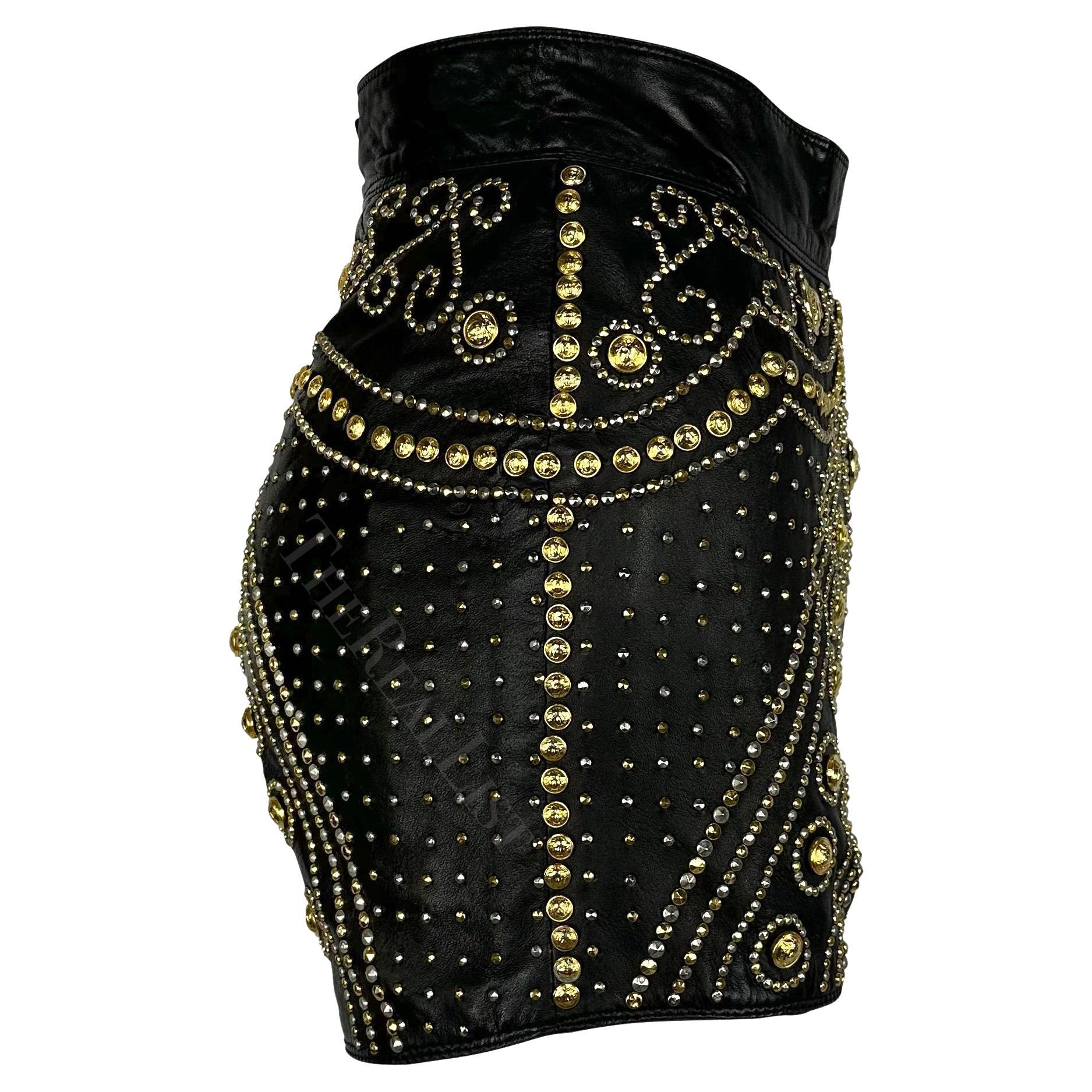 F/W 1992 Atelier Versace Haute Couture Runway Medusa Studded Leather Shorts For Sale 5