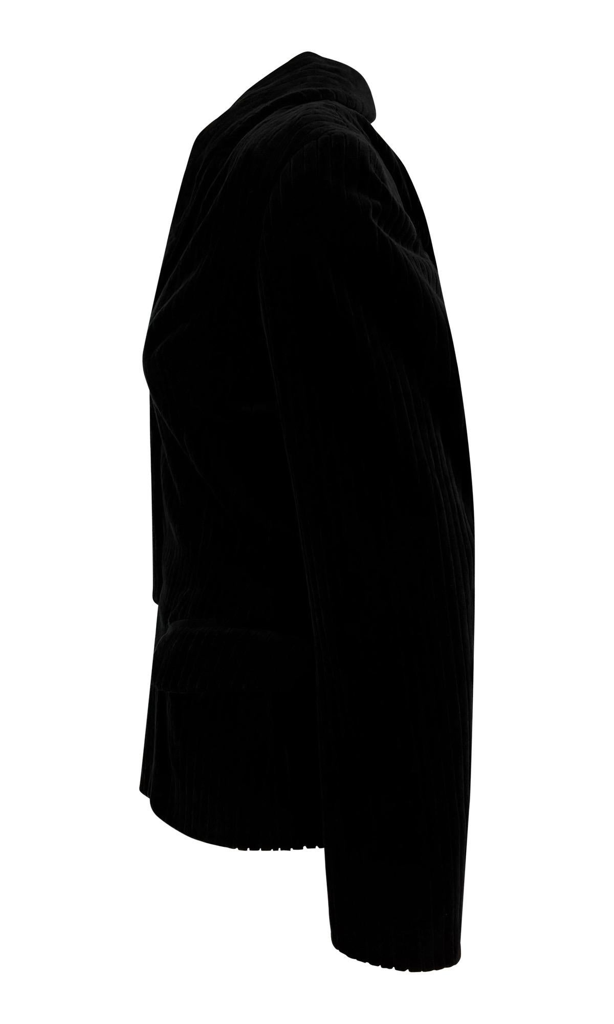 A/I 1992 Azzedine Alaïa, giacca blazer in velluto nero In condizioni ottime in vendita a West Hollywood, CA